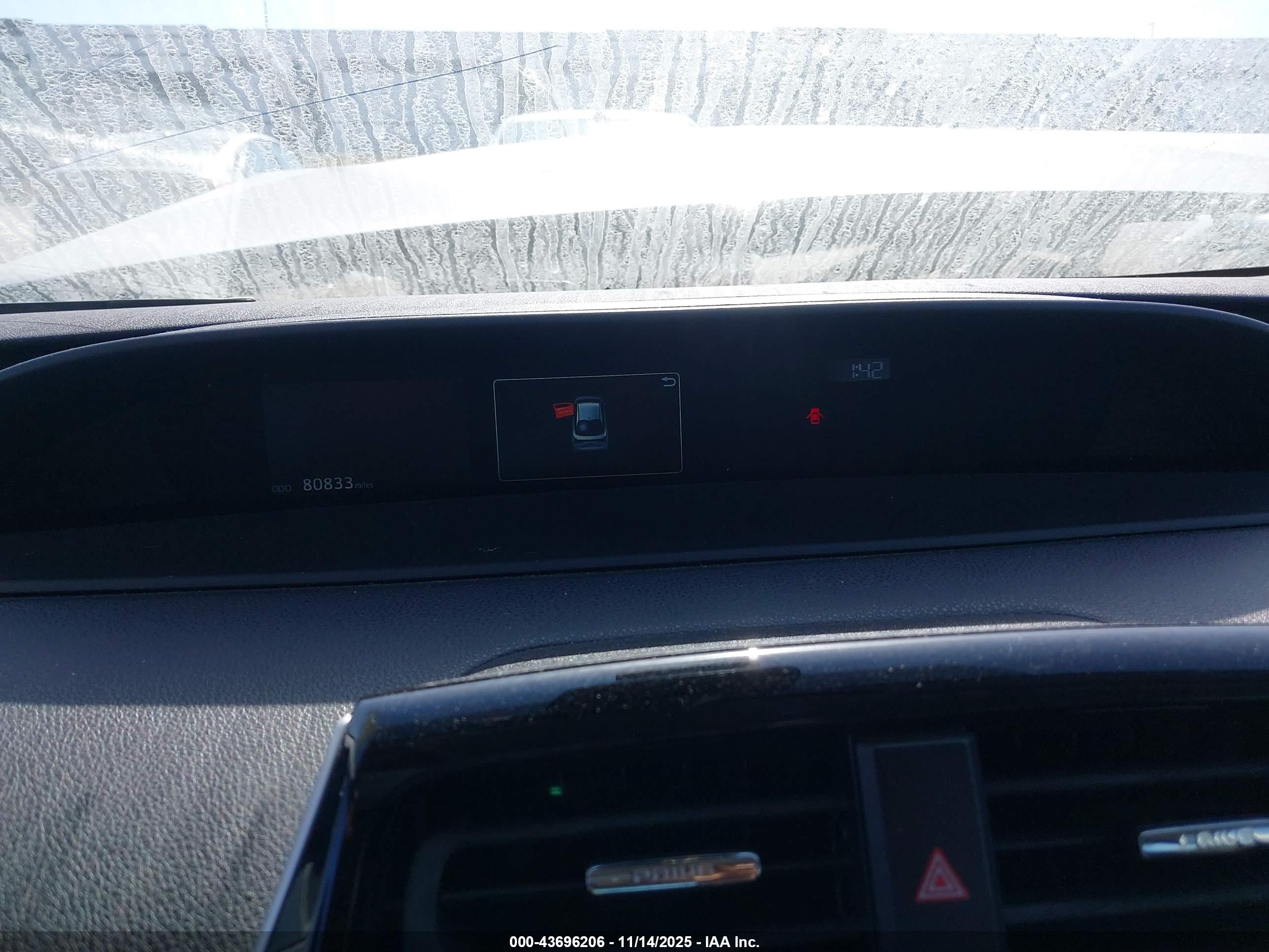 TOYOTA PRIUS image 7