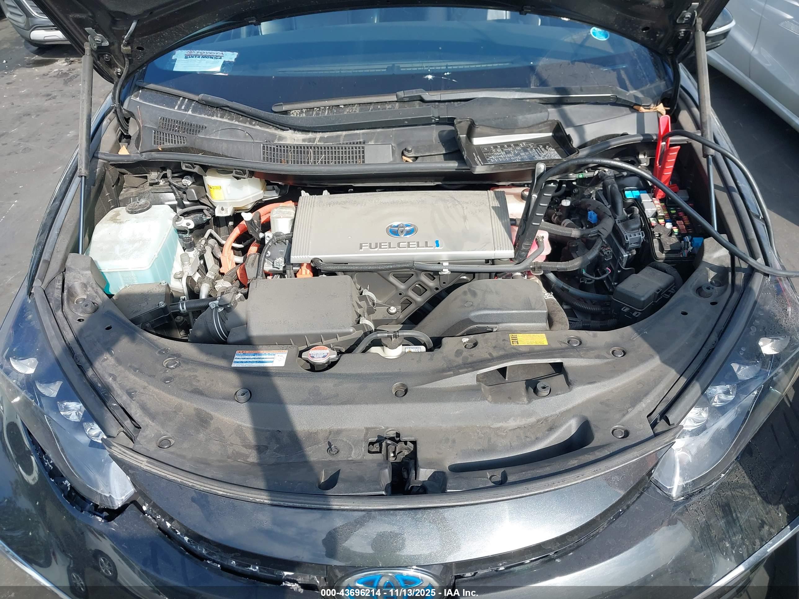 TOYOTA MIRAI image 10