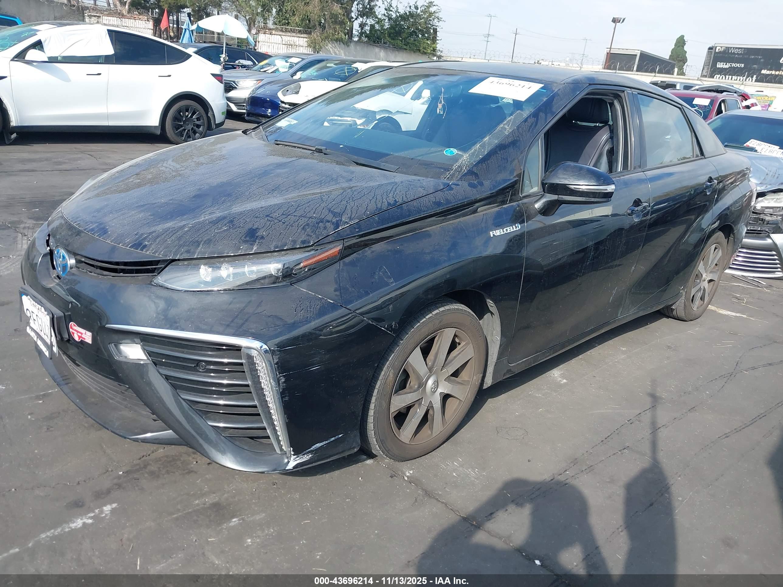 TOYOTA MIRAI image 2