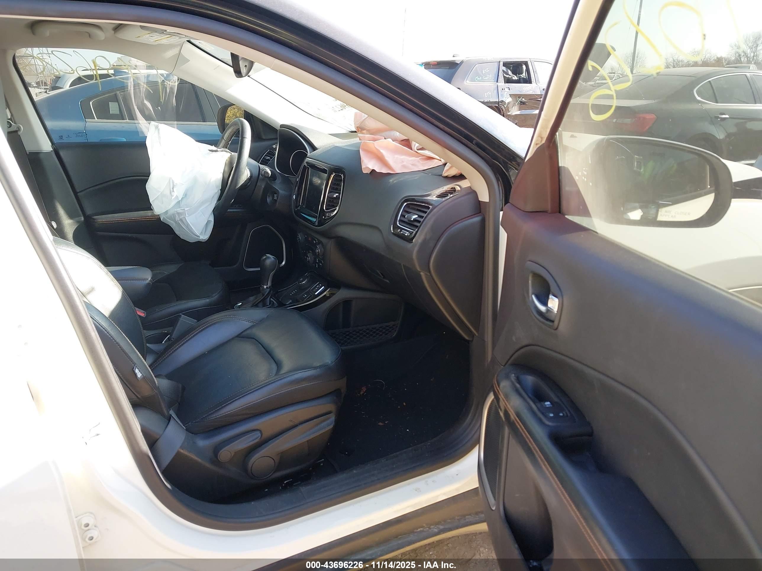 JEEP COMPASS image 5