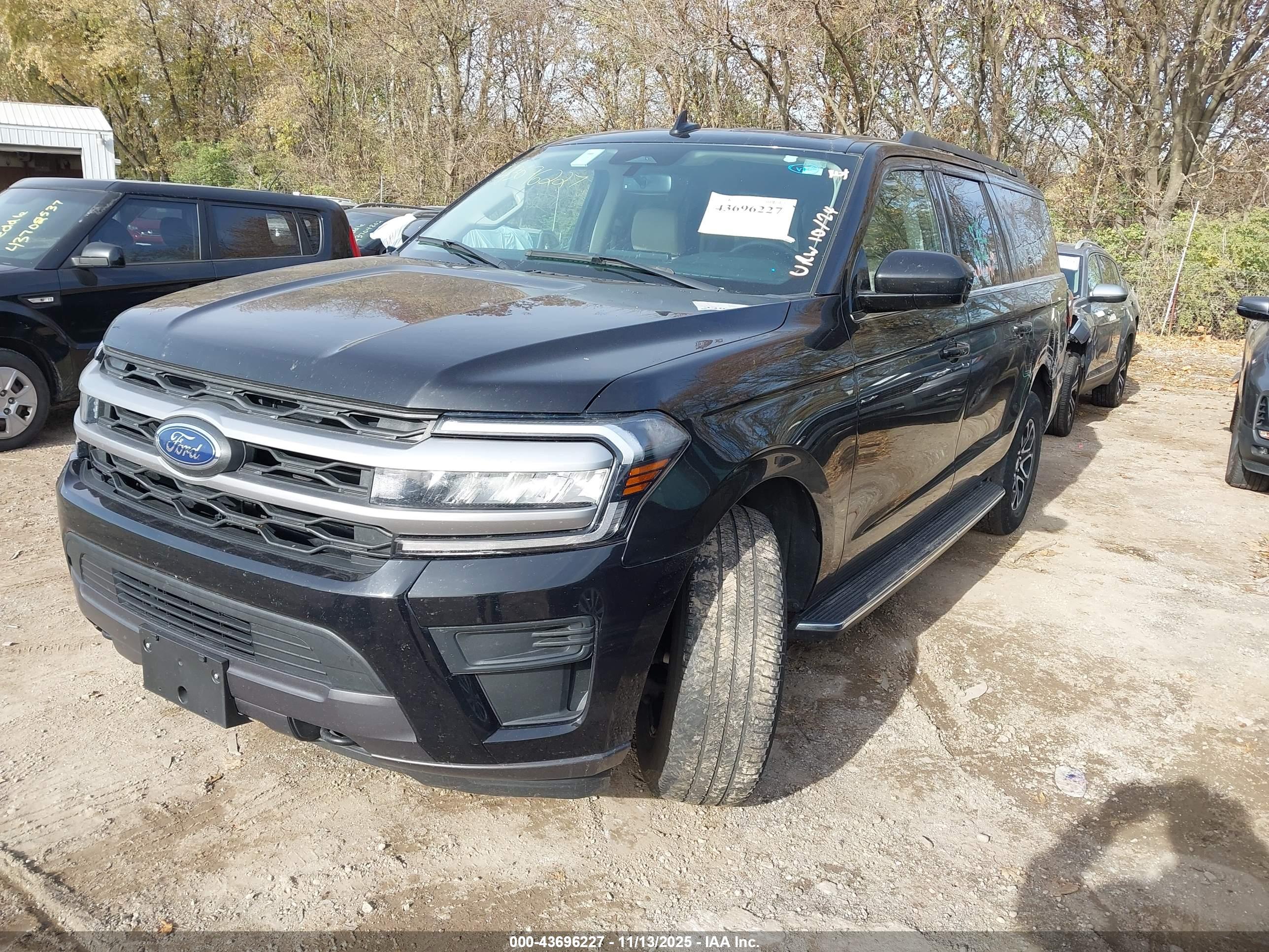 FORD EXPEDITION image 2