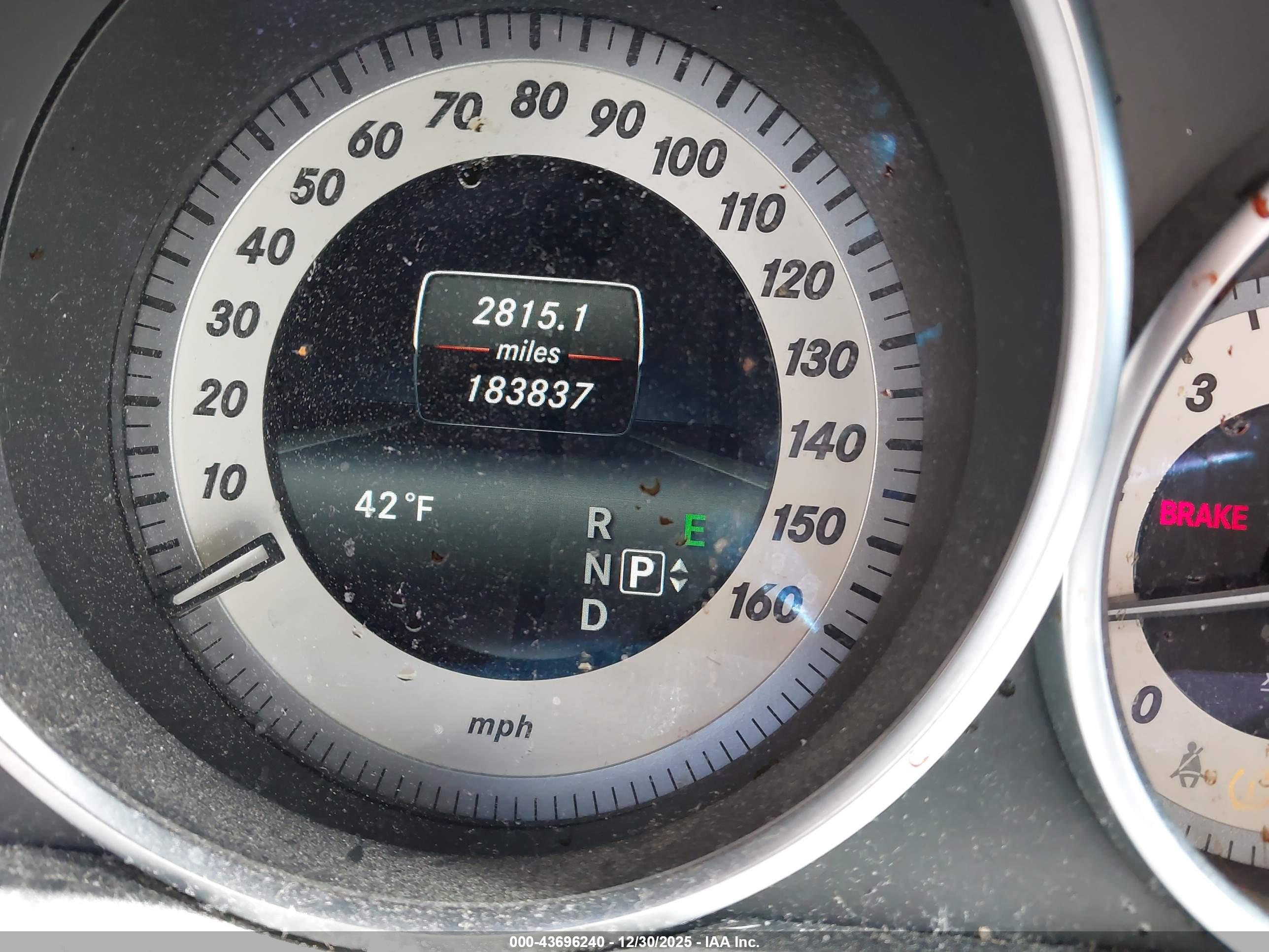 MERCEDES-BENZ E image 7