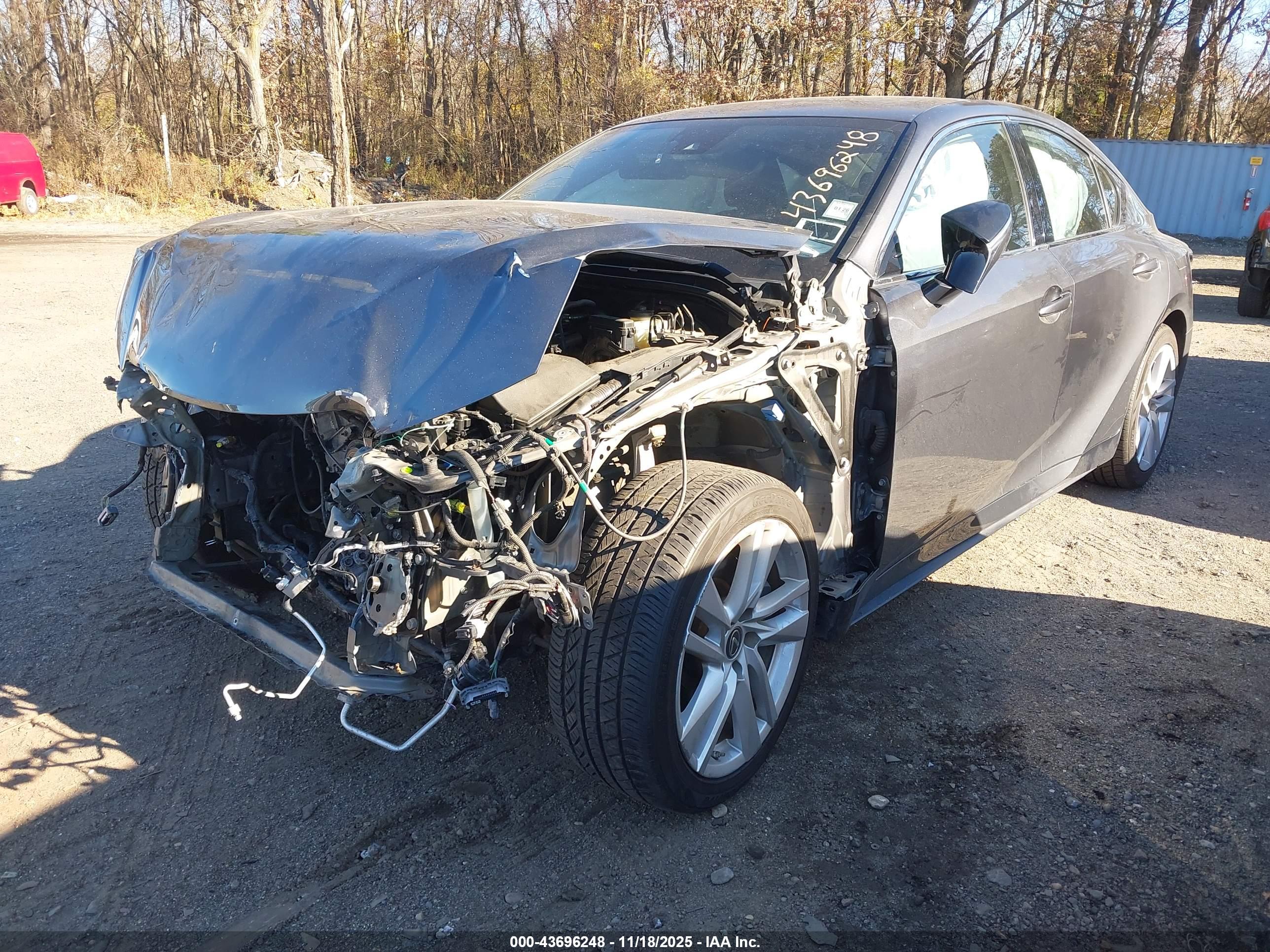 LEXUS IS image 6