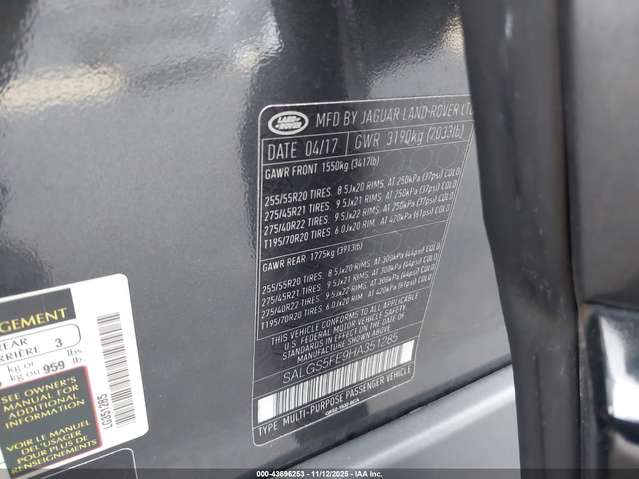 LAND ROVER image 9