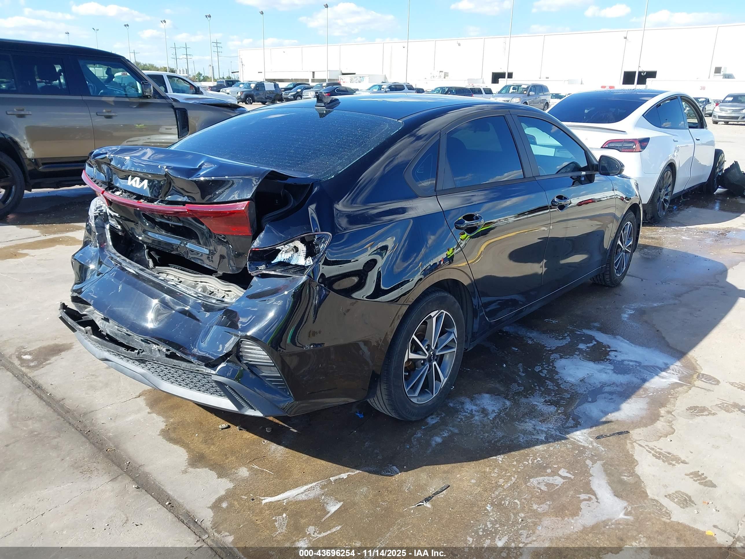 KIA FORTE image 4