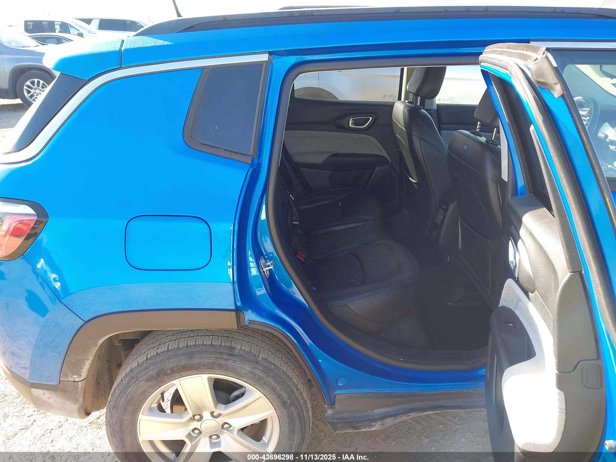 JEEP COMPASS image 8
