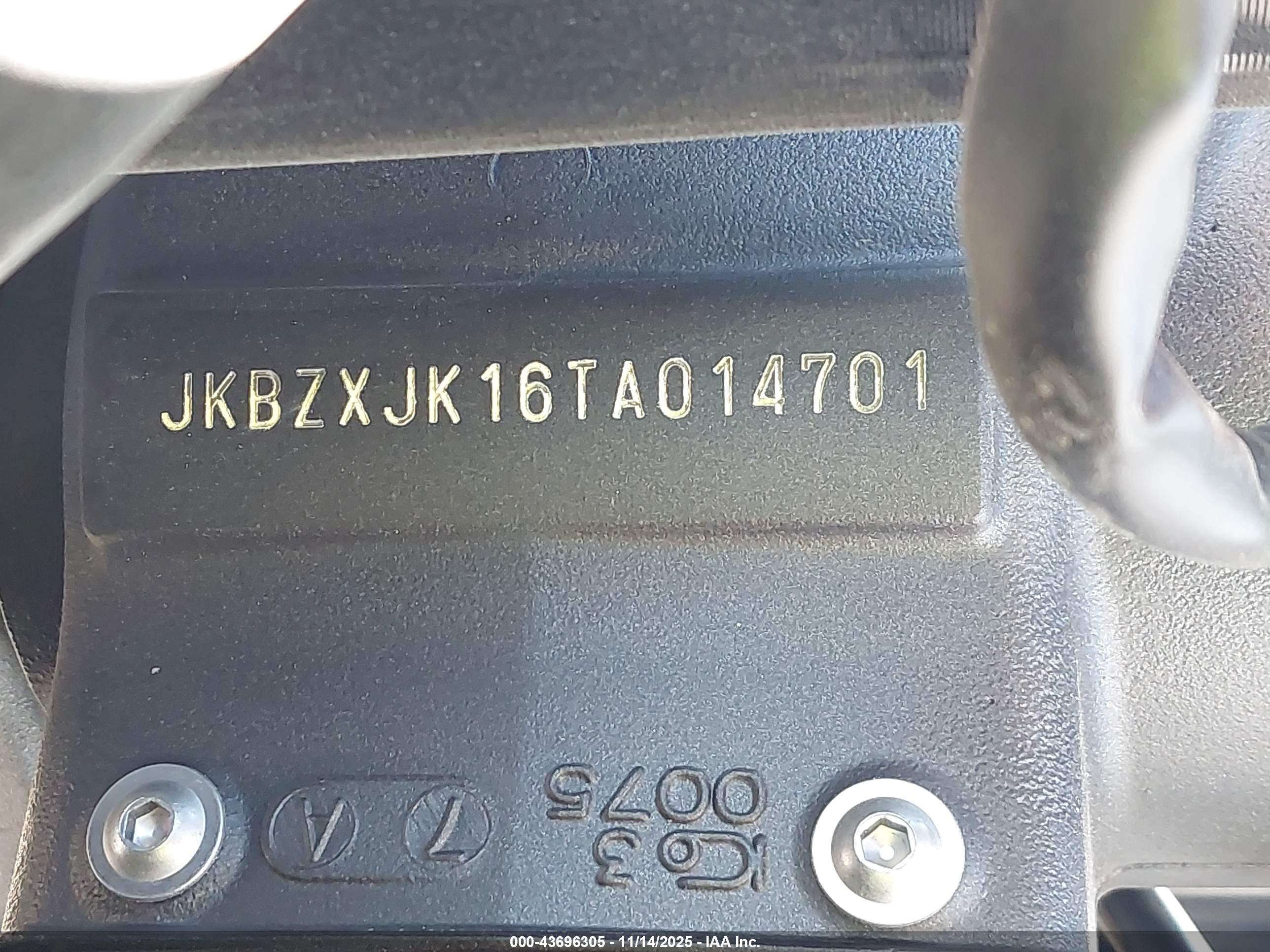KAWASAKI ZX636 image 10