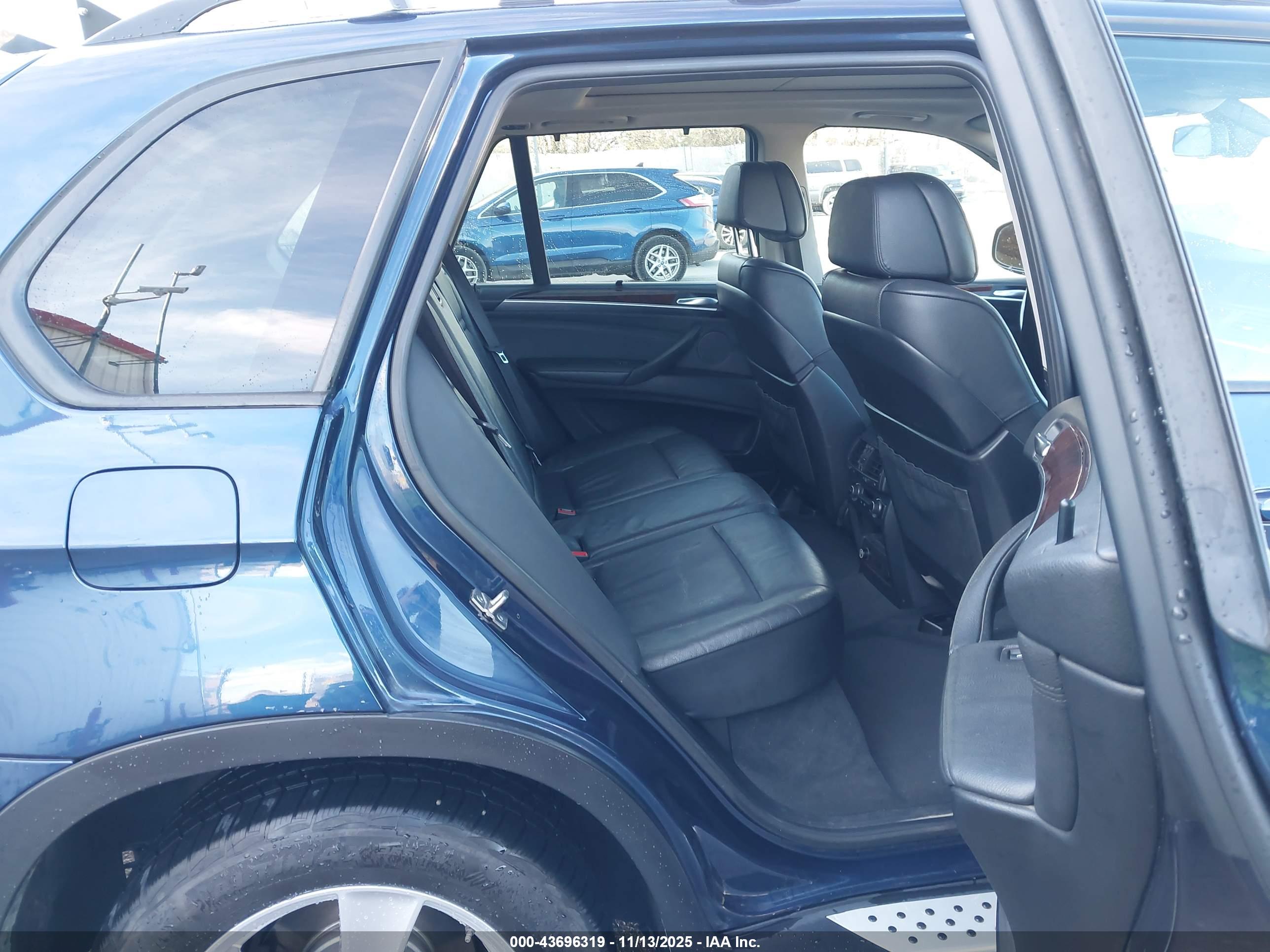 BMW X5 image 8