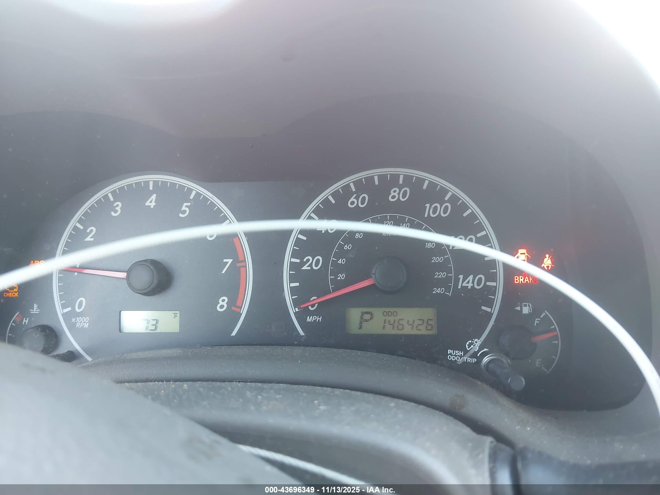 TOYOTA COROLLA image 7
