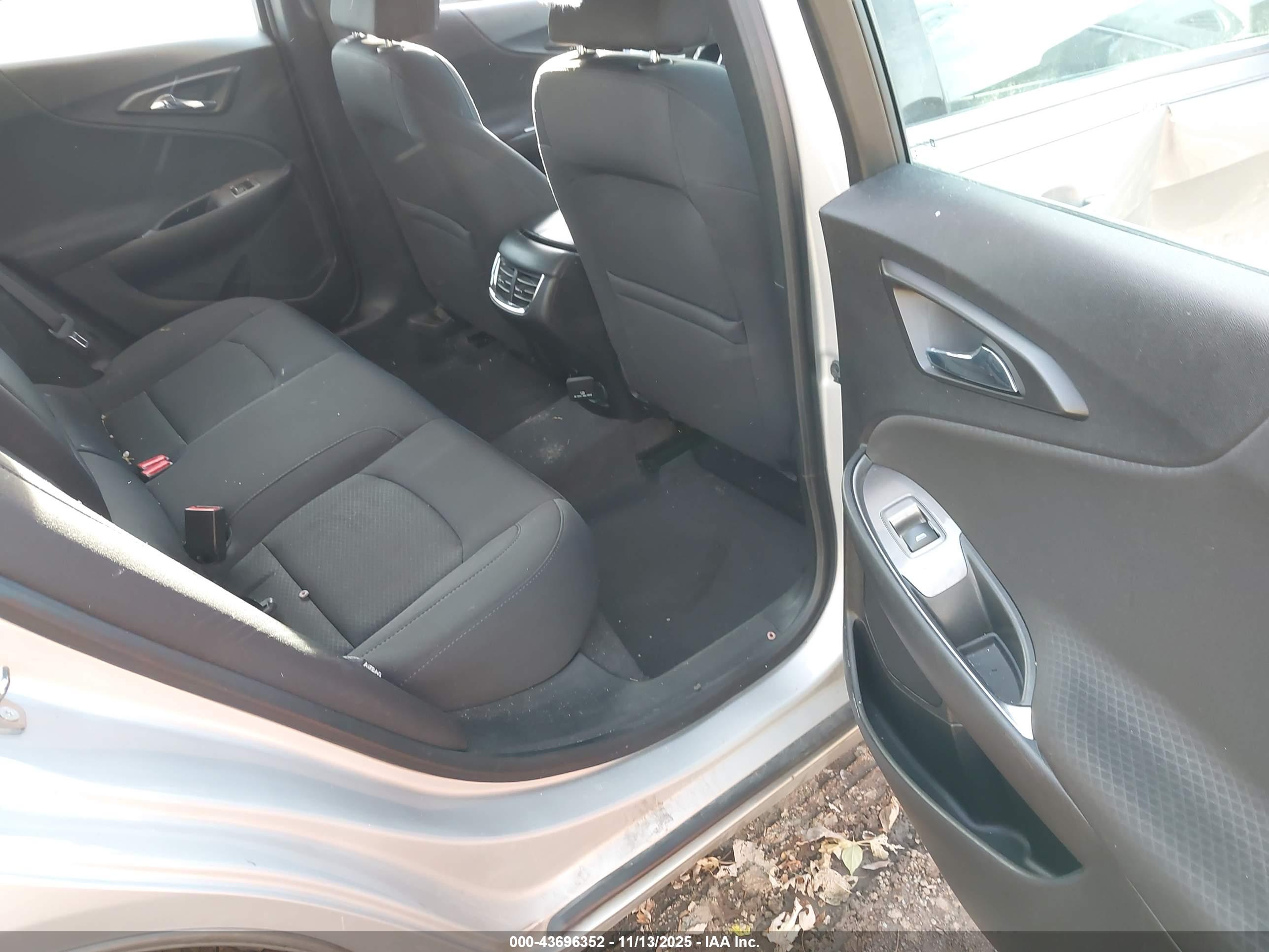 CHEVROLET MALIBU image 8