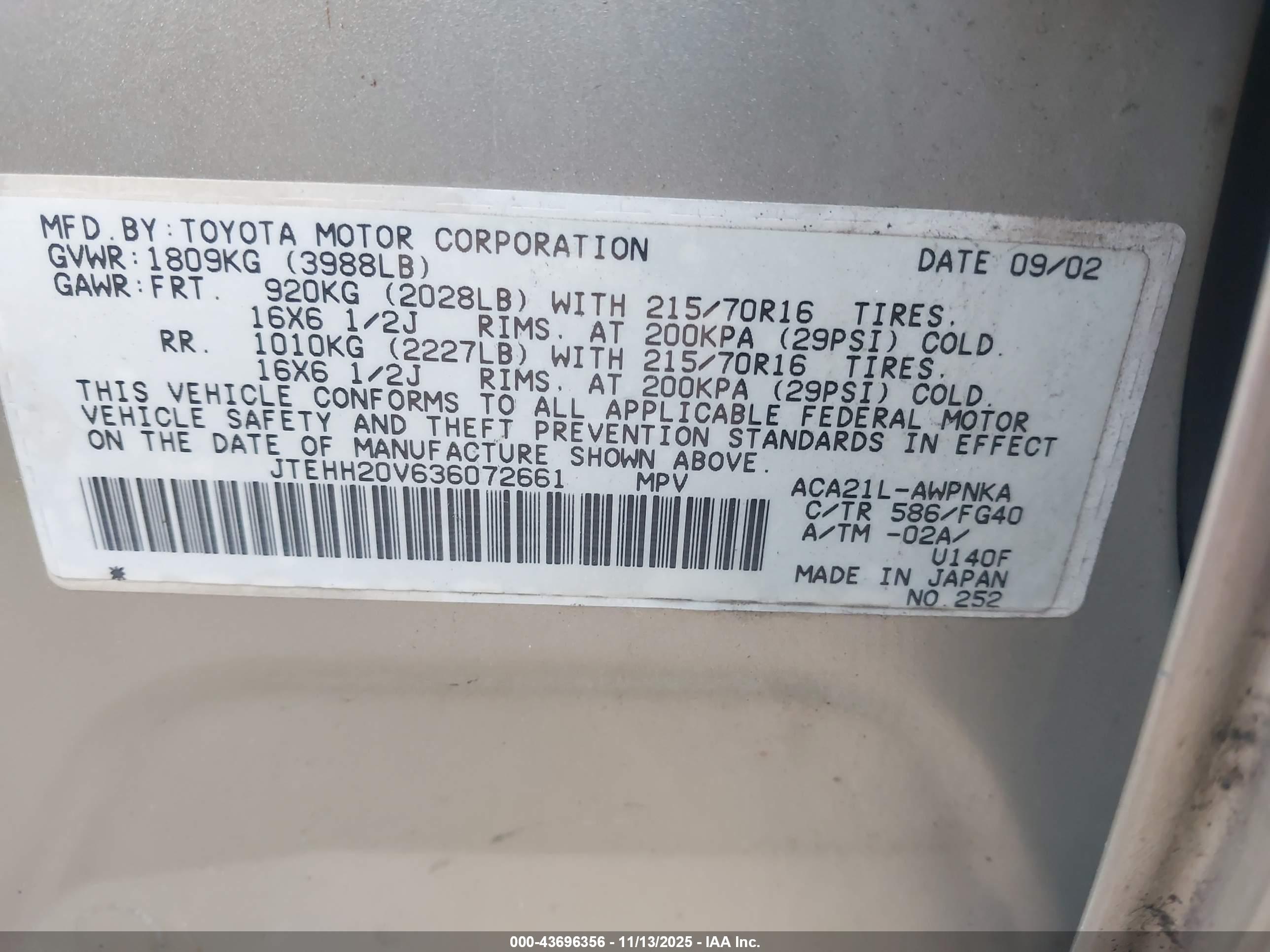 TOYOTA RAV4 image 9