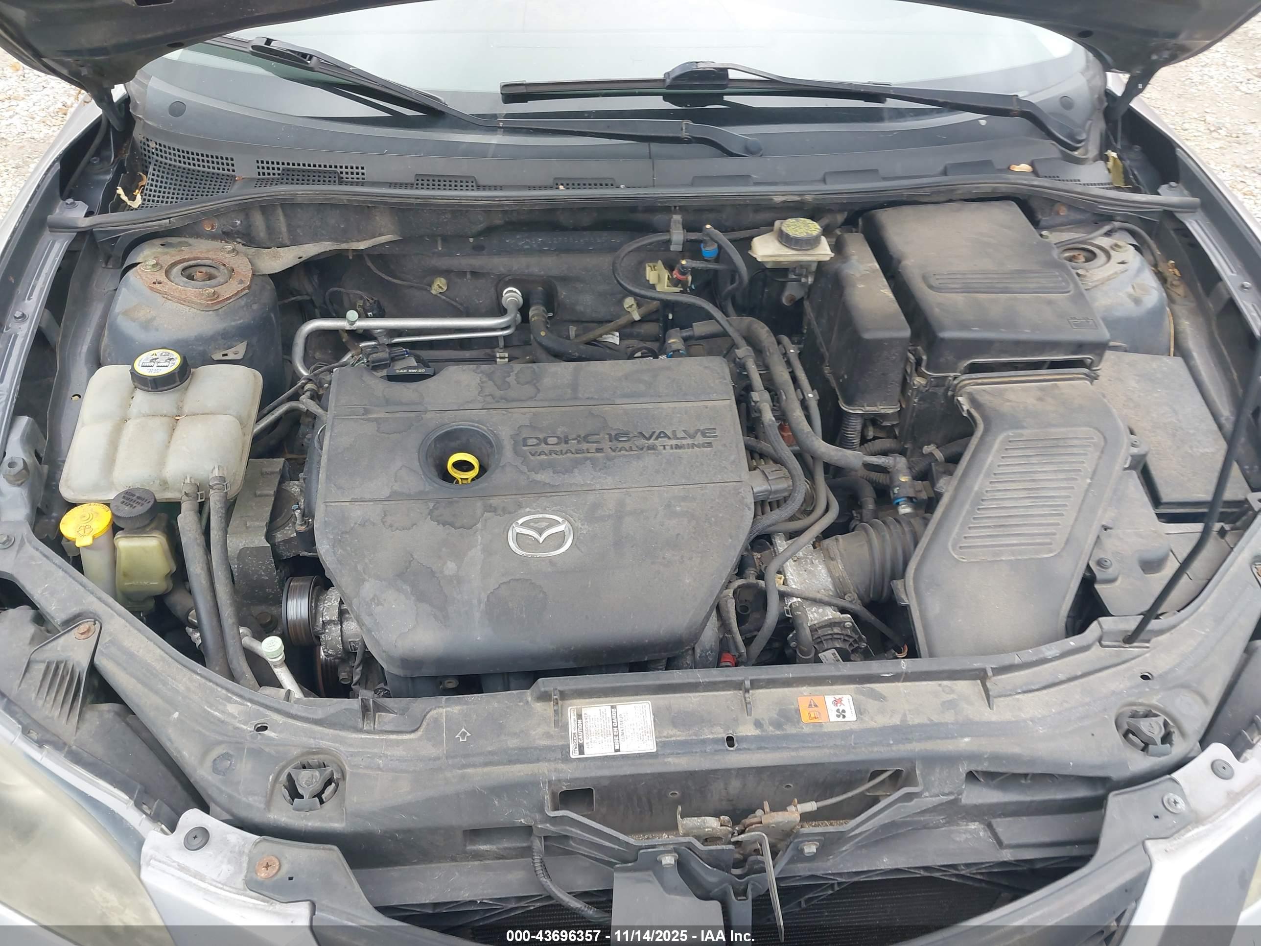 MAZDA MAZDA3 image 10