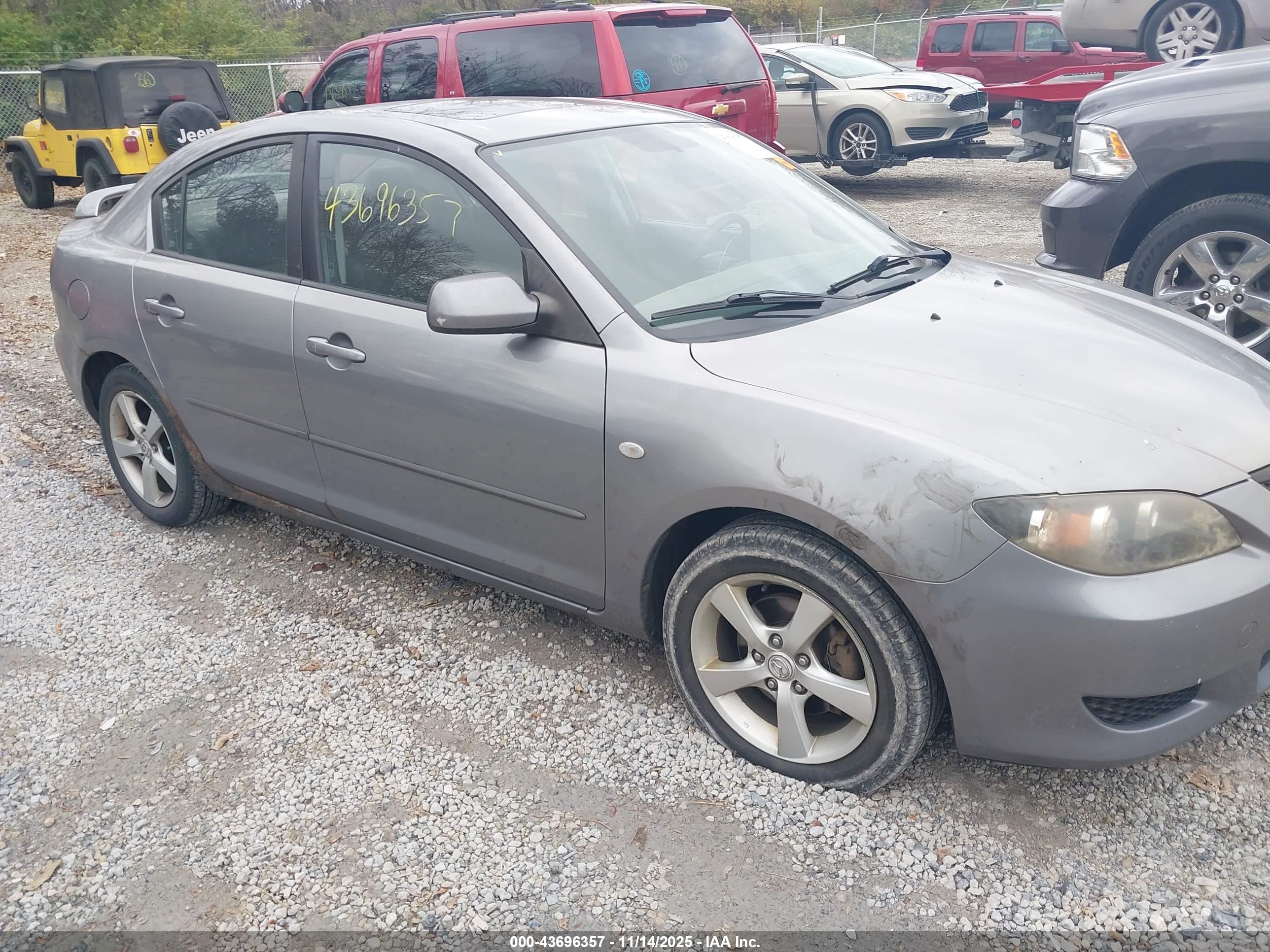 MAZDA MAZDA3 image 6