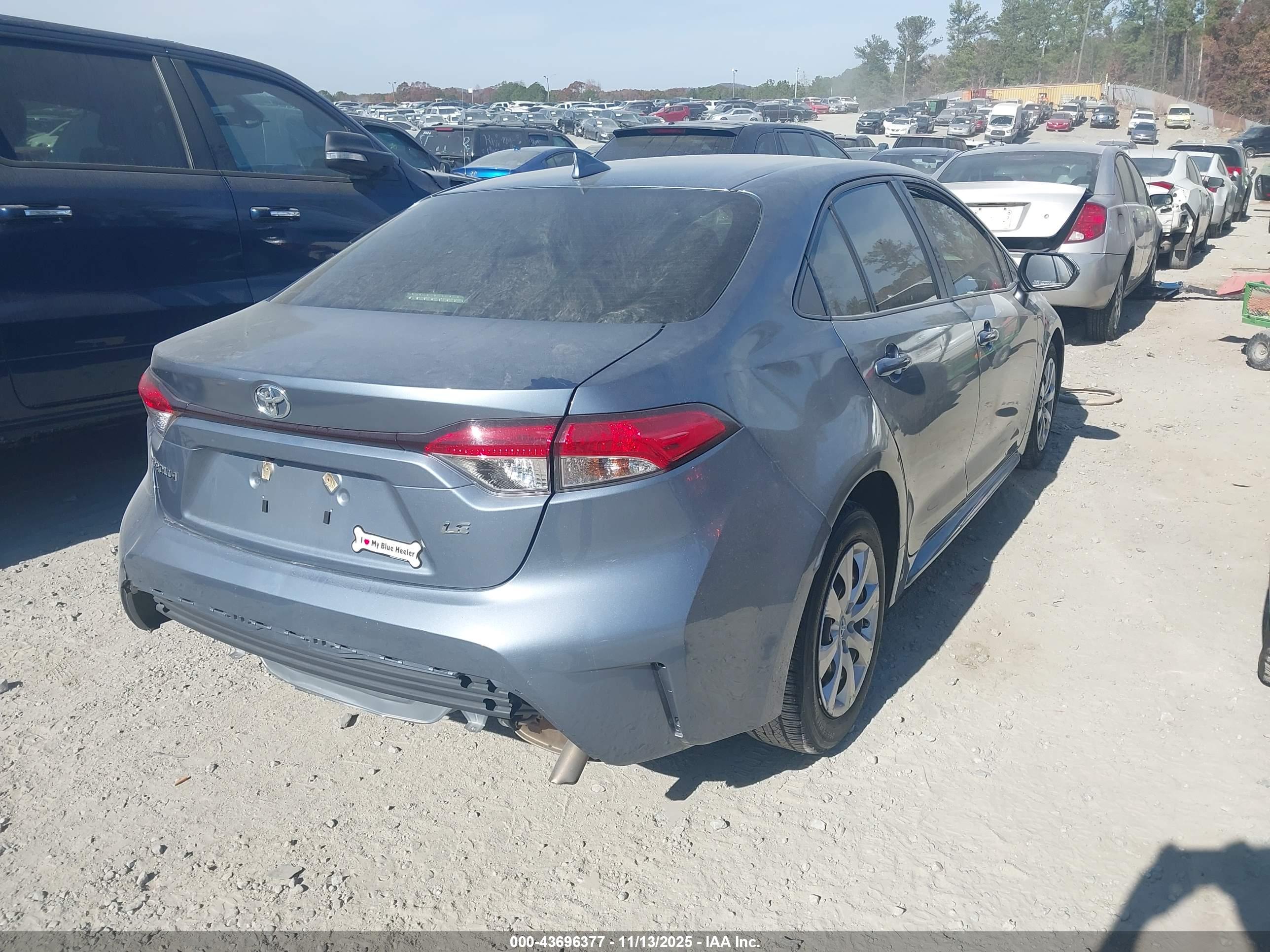 TOYOTA COROLLA image 4