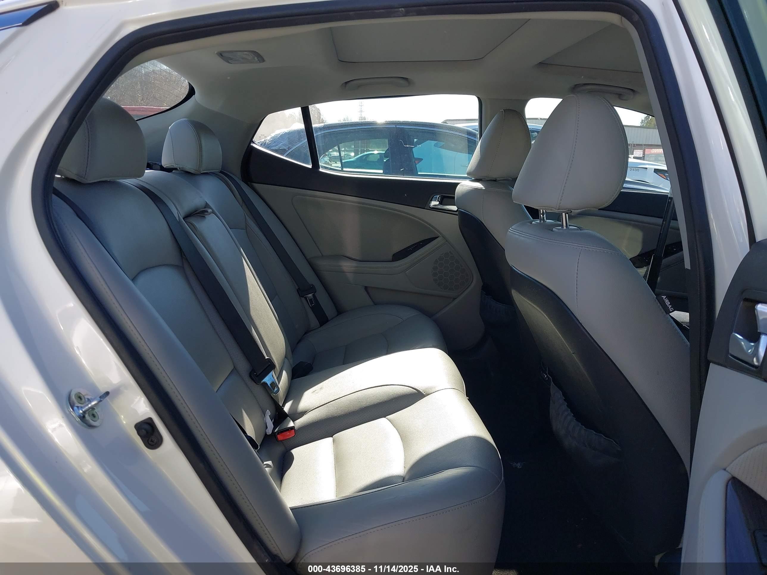 KIA OPTIMA image 8