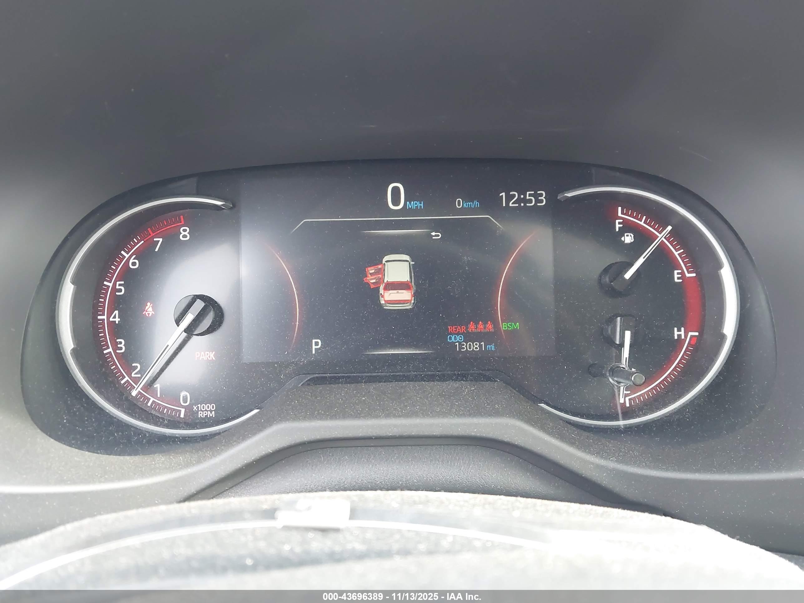 TOYOTA RAV4 image 7