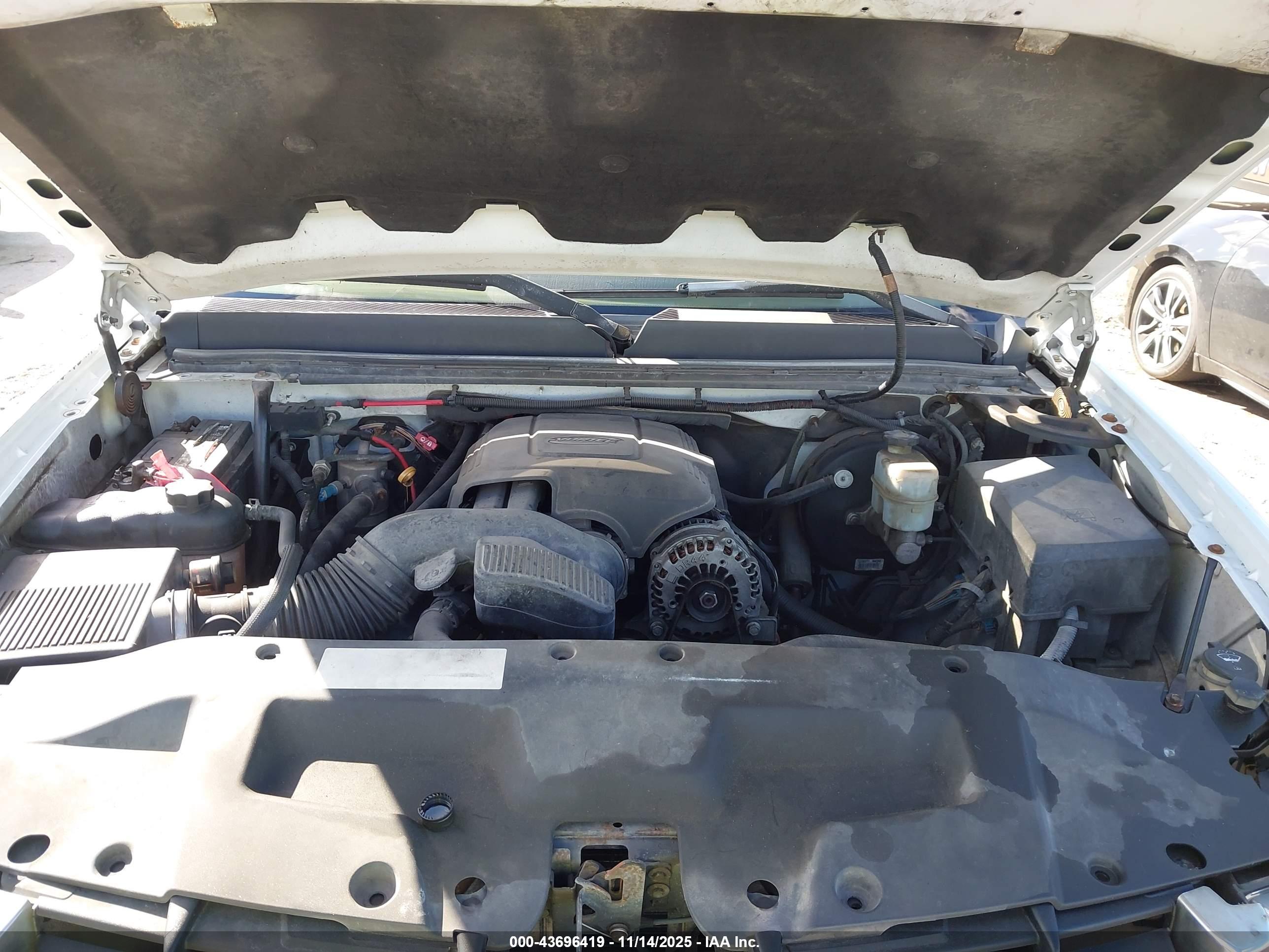 GMC SIERRA image 10
