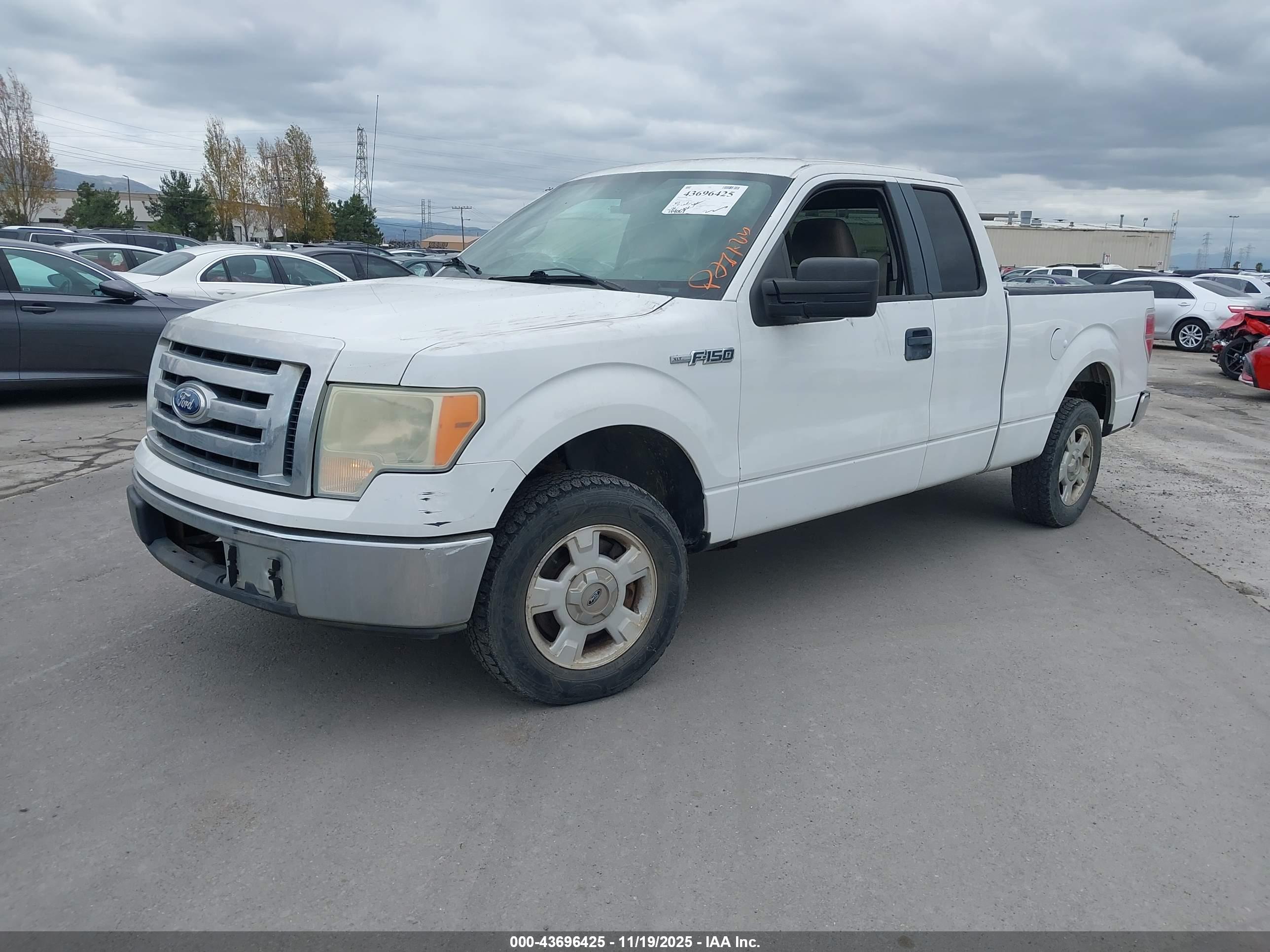 FORD F-150 image 2