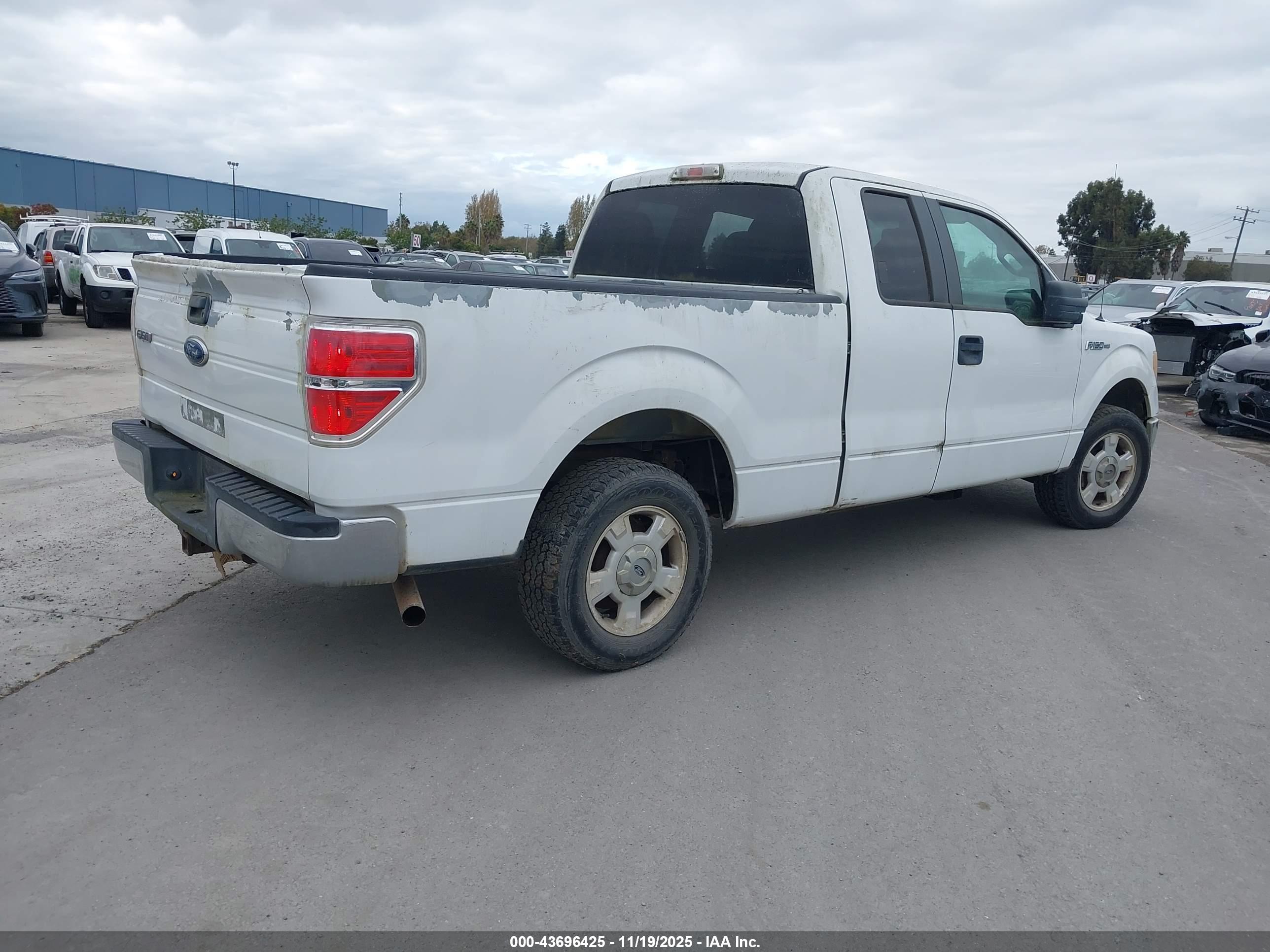 FORD F-150 image 4
