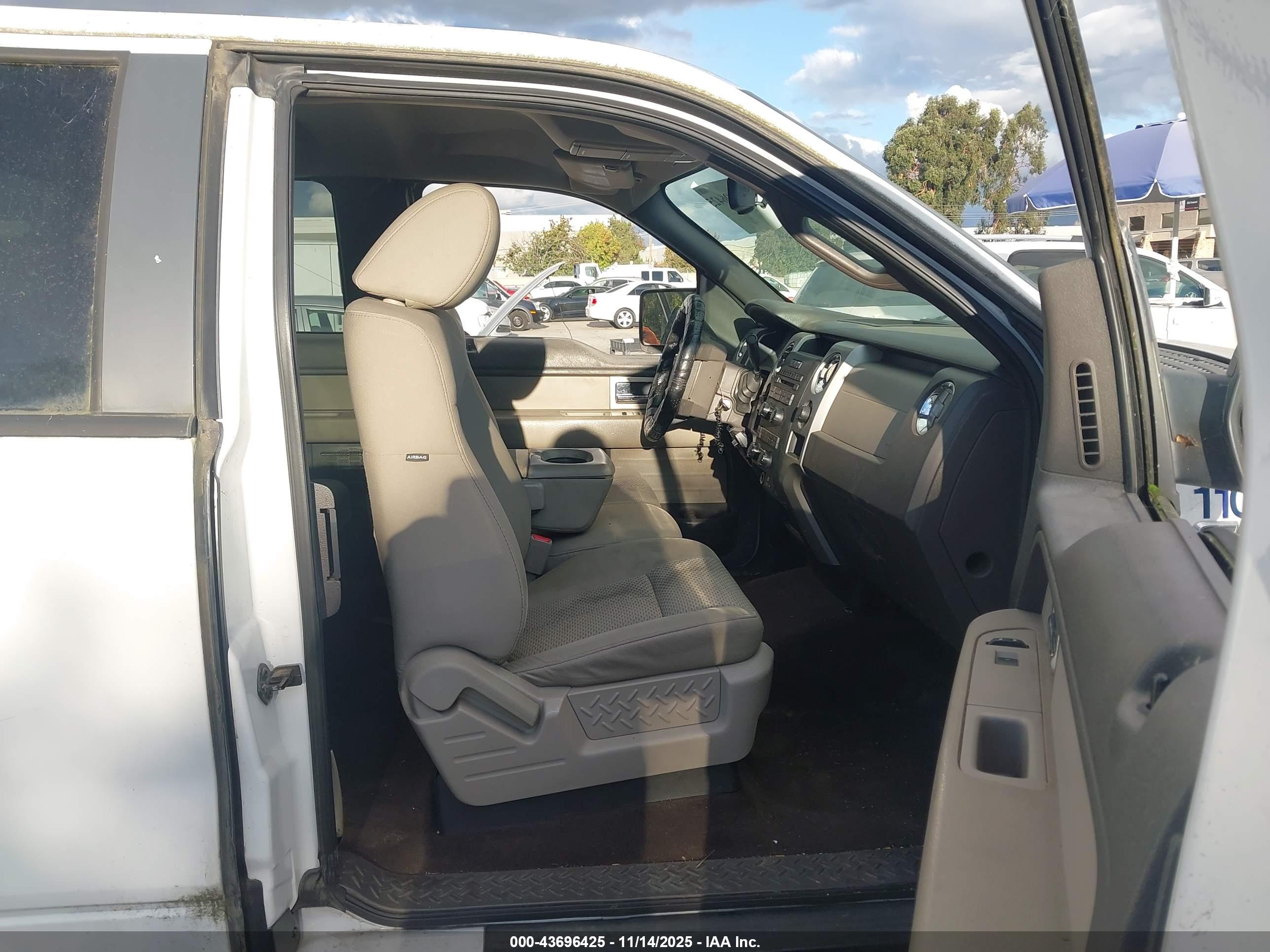 FORD F-150 image 5