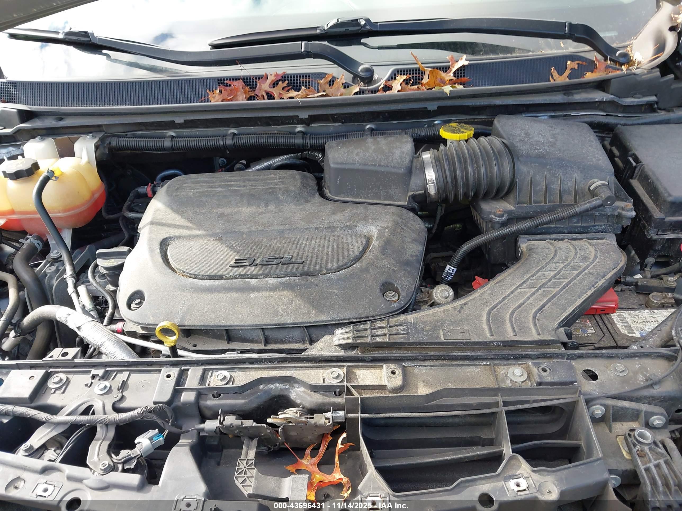 CHRYSLER PACIFICA image 10