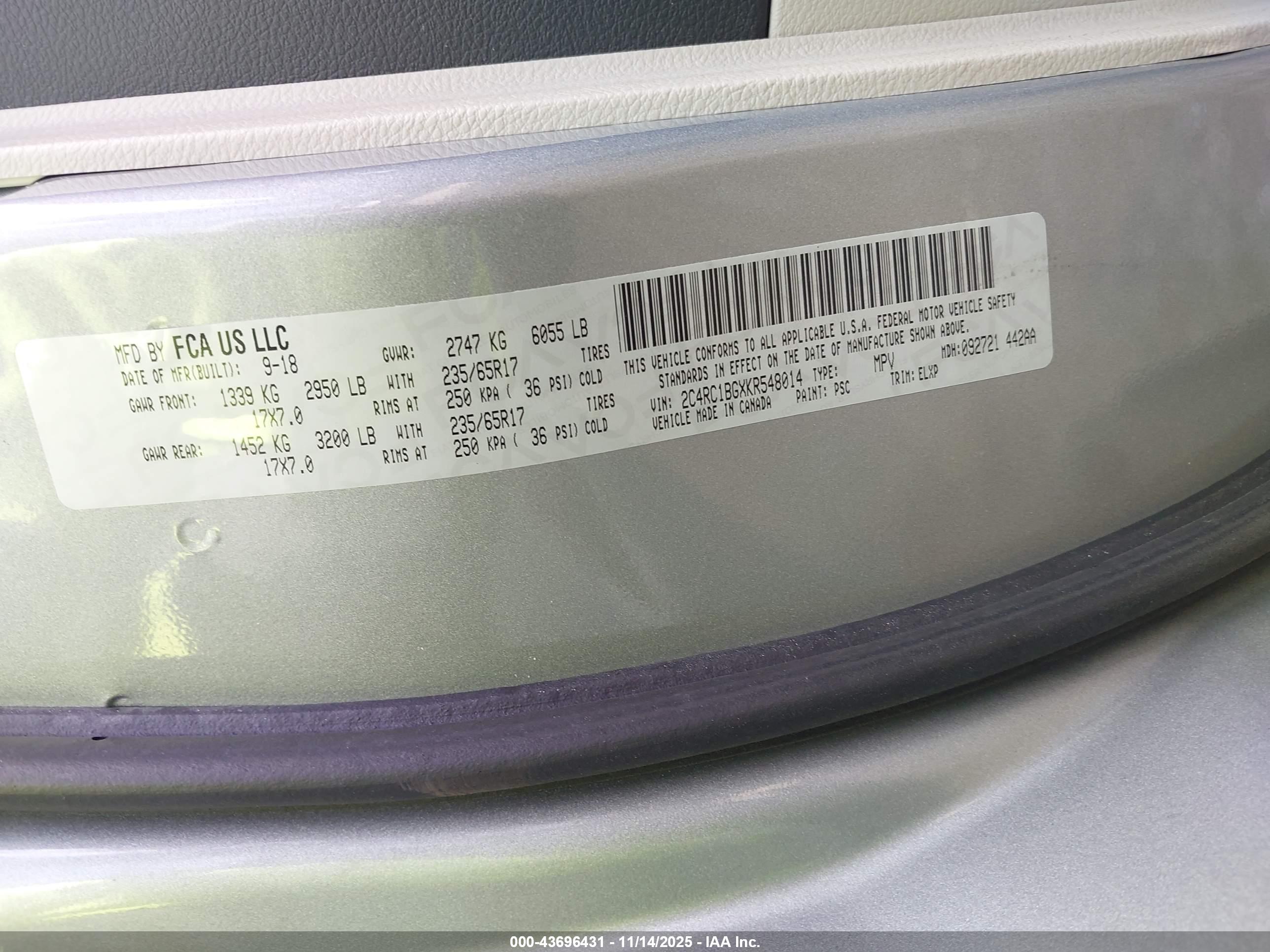 CHRYSLER PACIFICA image 9