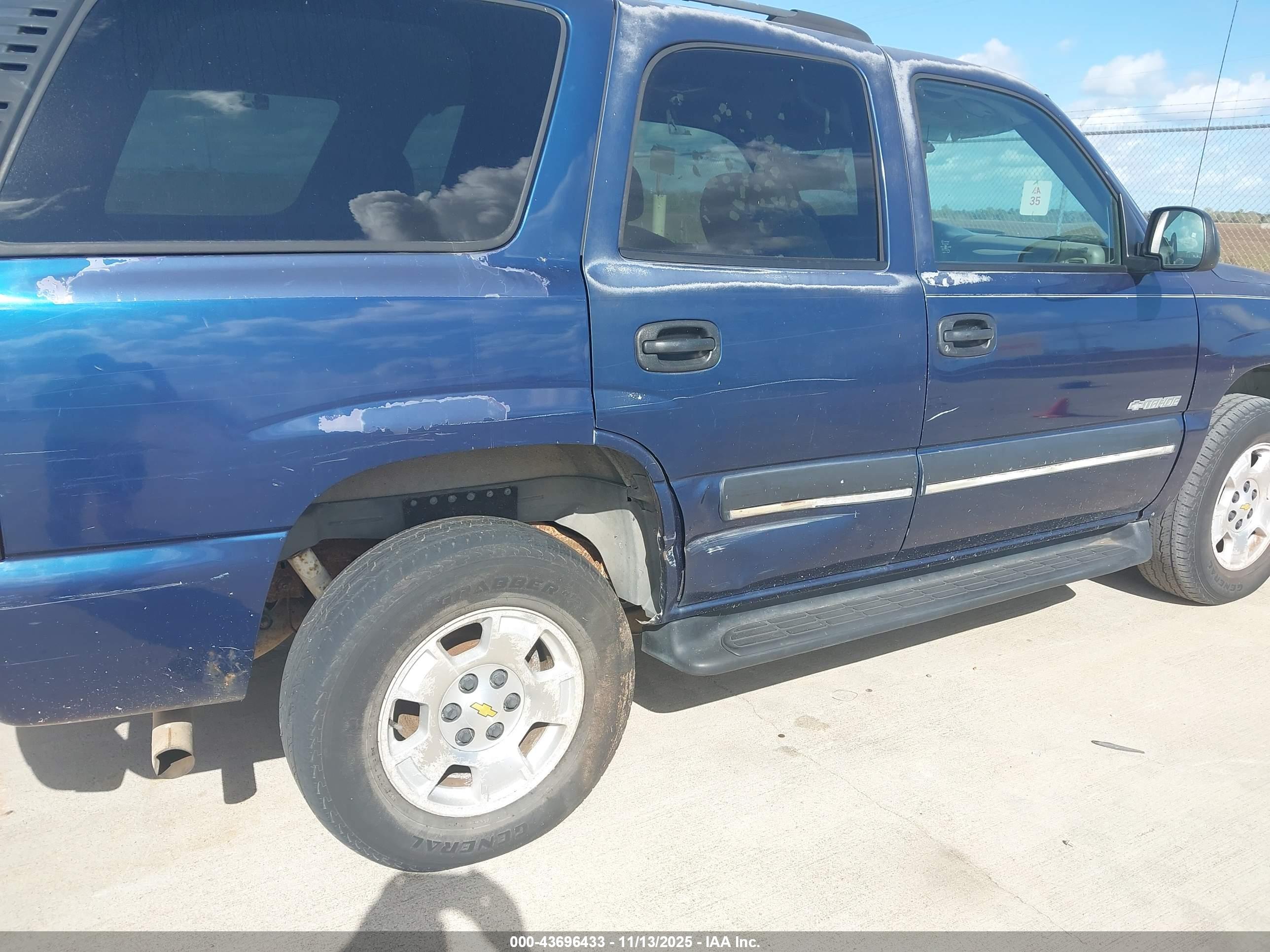 CHEVROLET TAHOE image 6