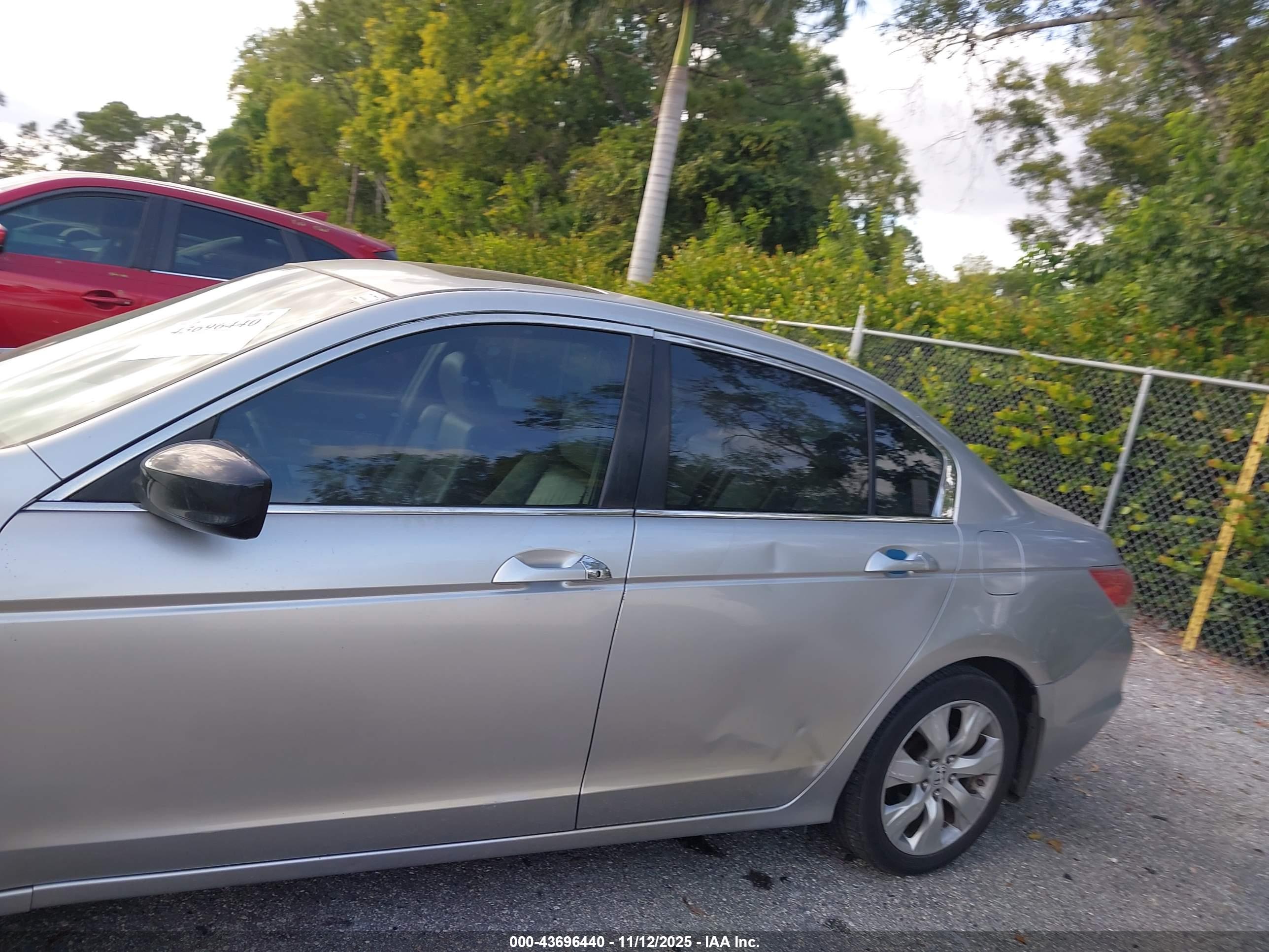 HONDA ACCORD image 6