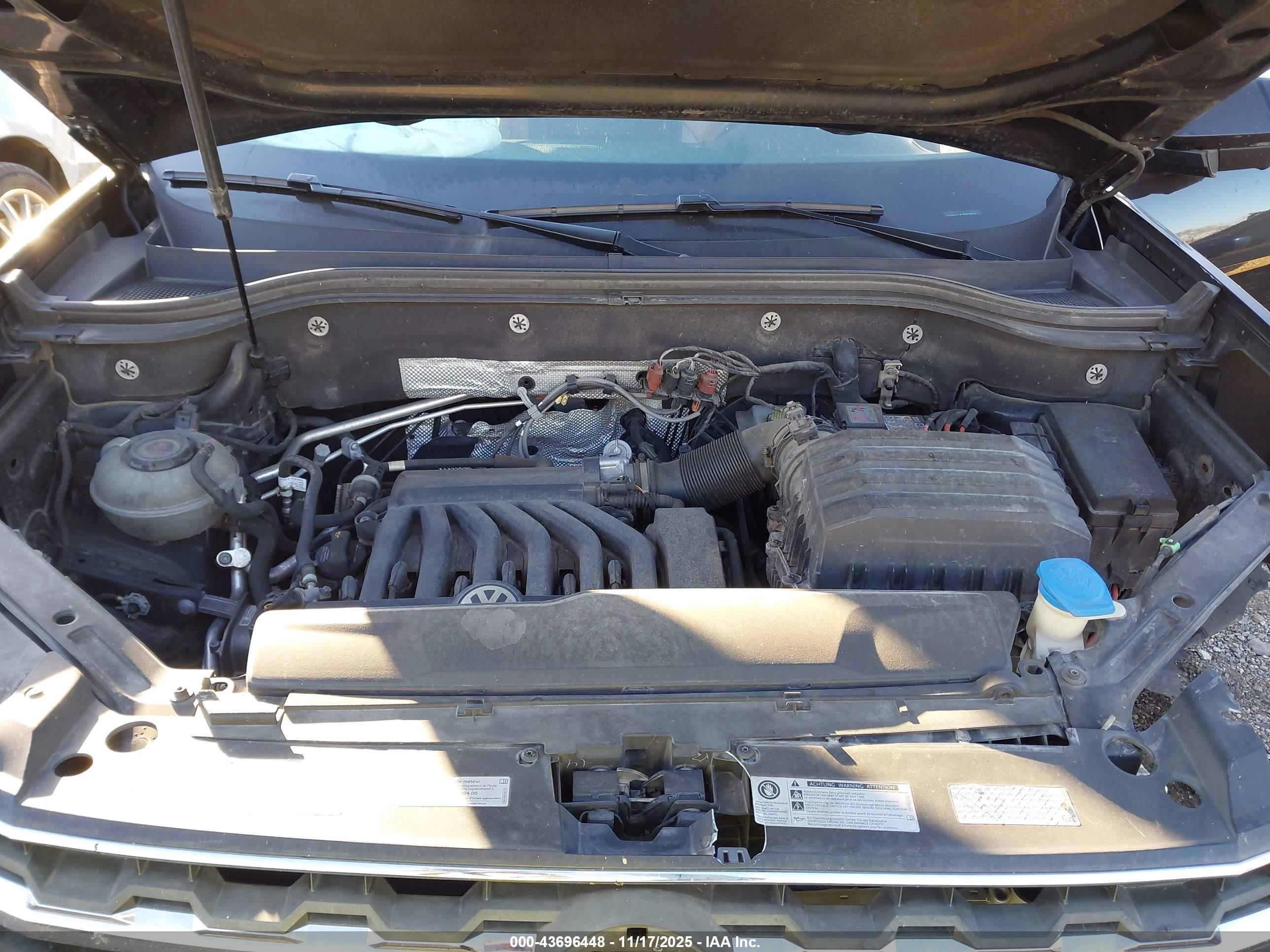 VOLKSWAGEN ATLAS image 10
