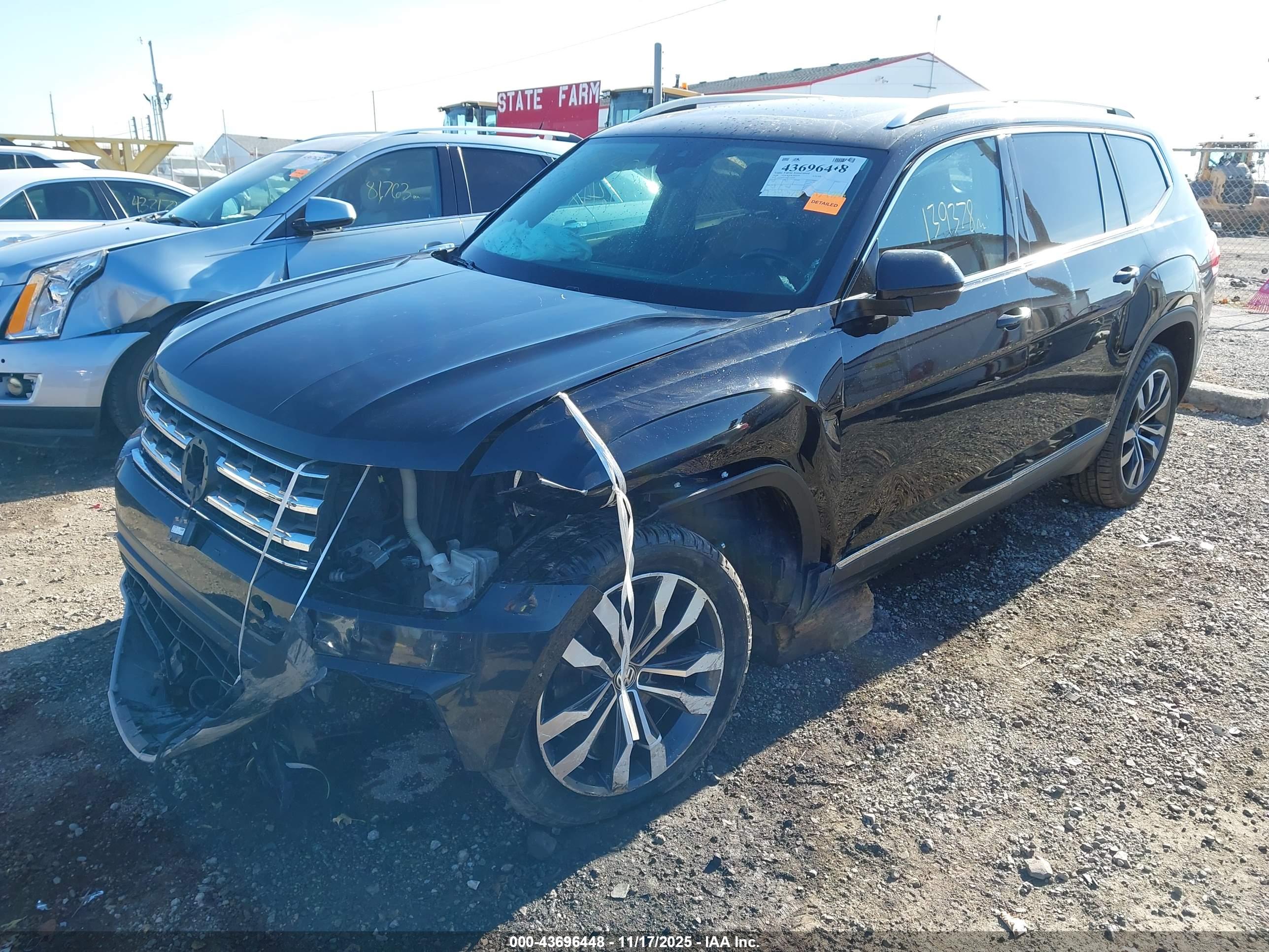 VOLKSWAGEN ATLAS image 2
