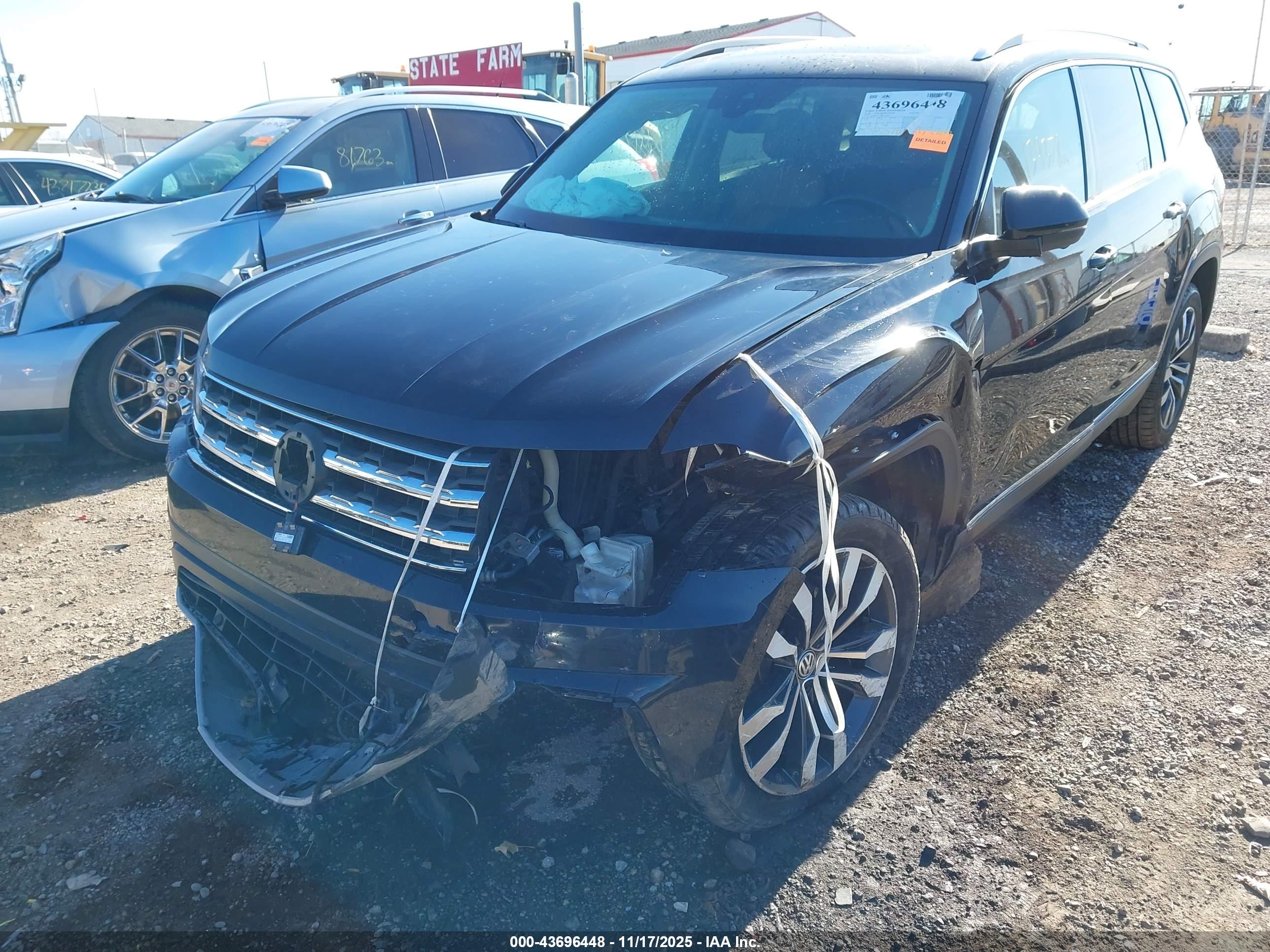 VOLKSWAGEN ATLAS image 6