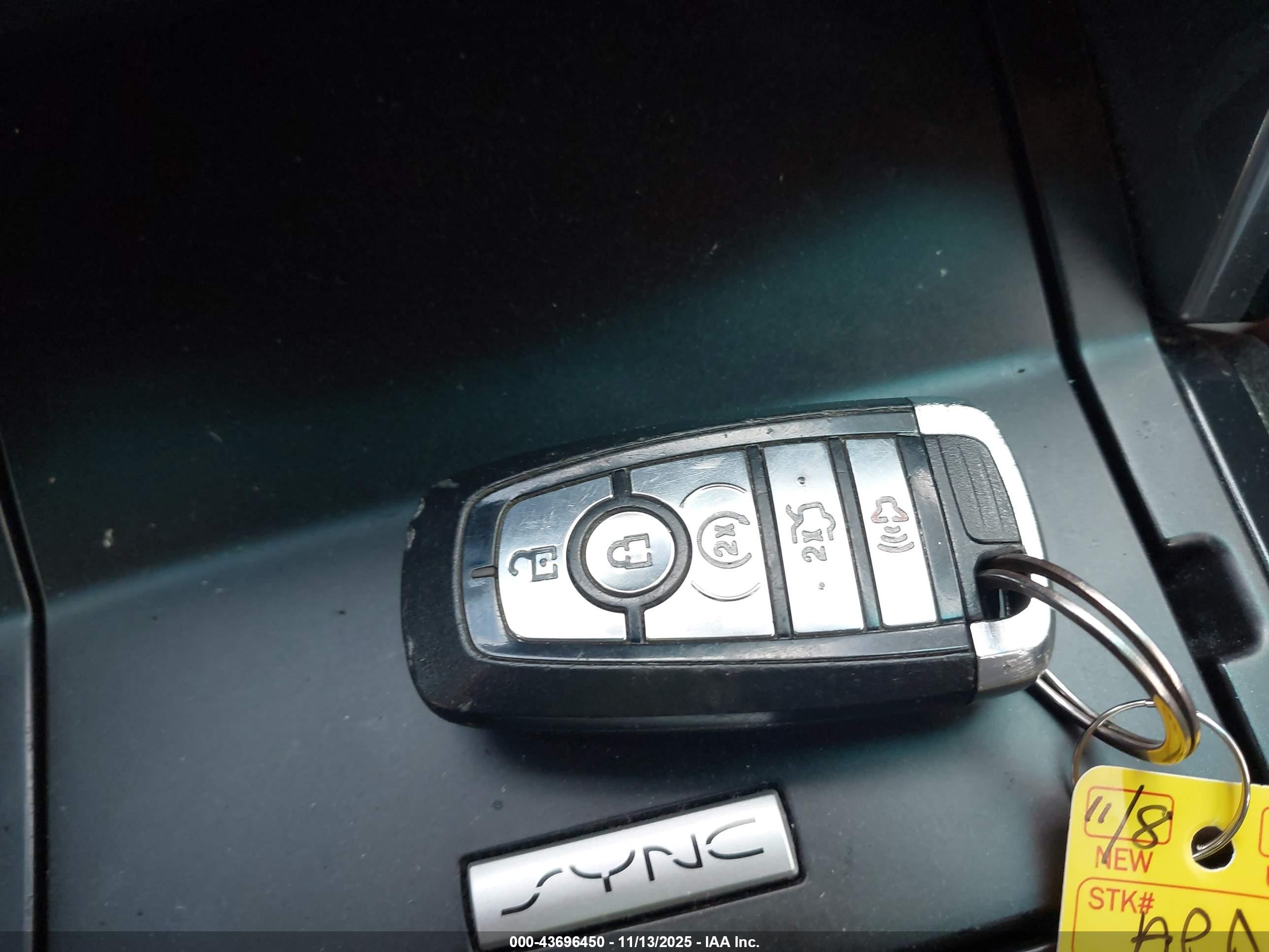 FORD EXPLORER image 11