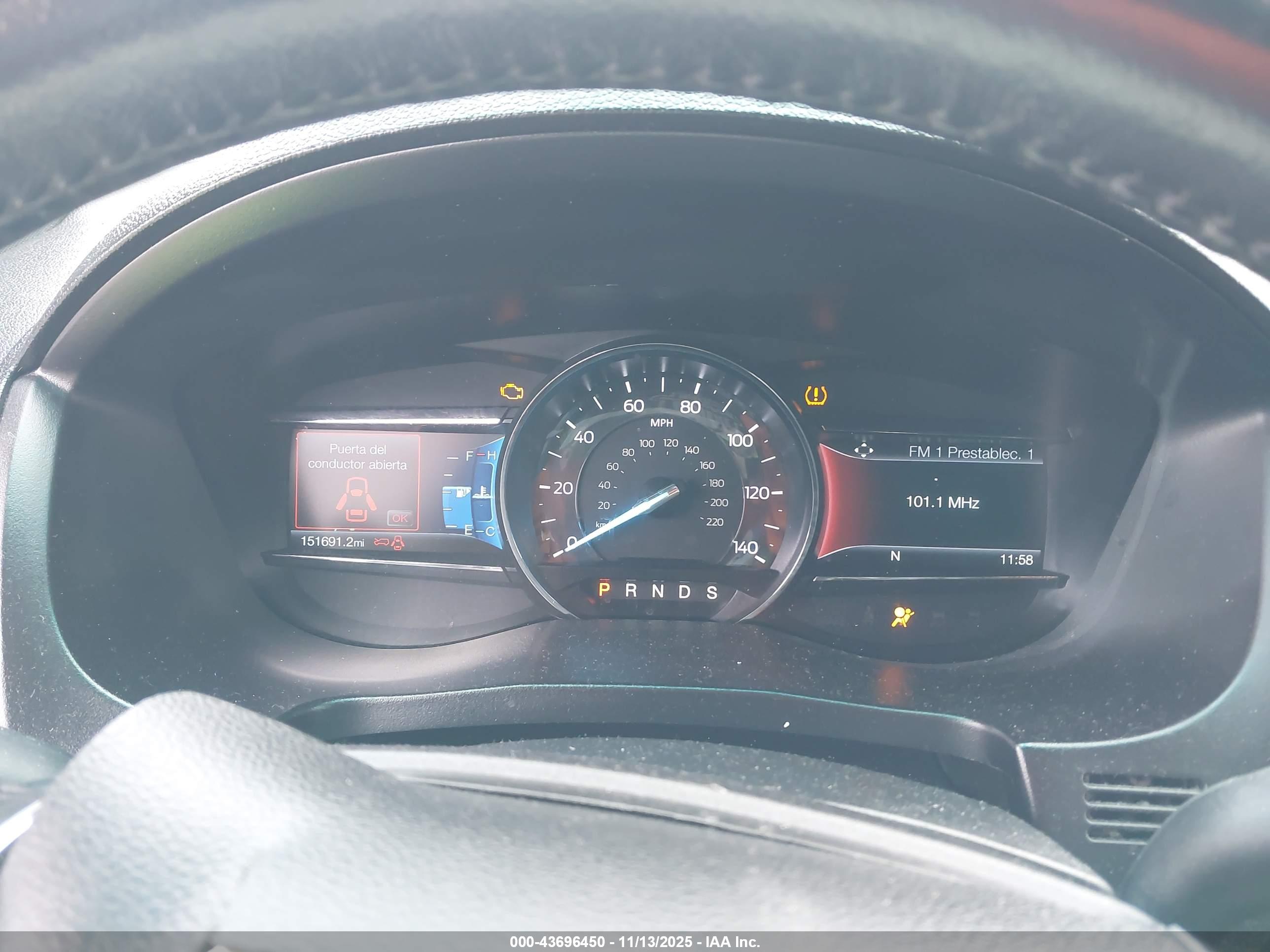 FORD EXPLORER image 7