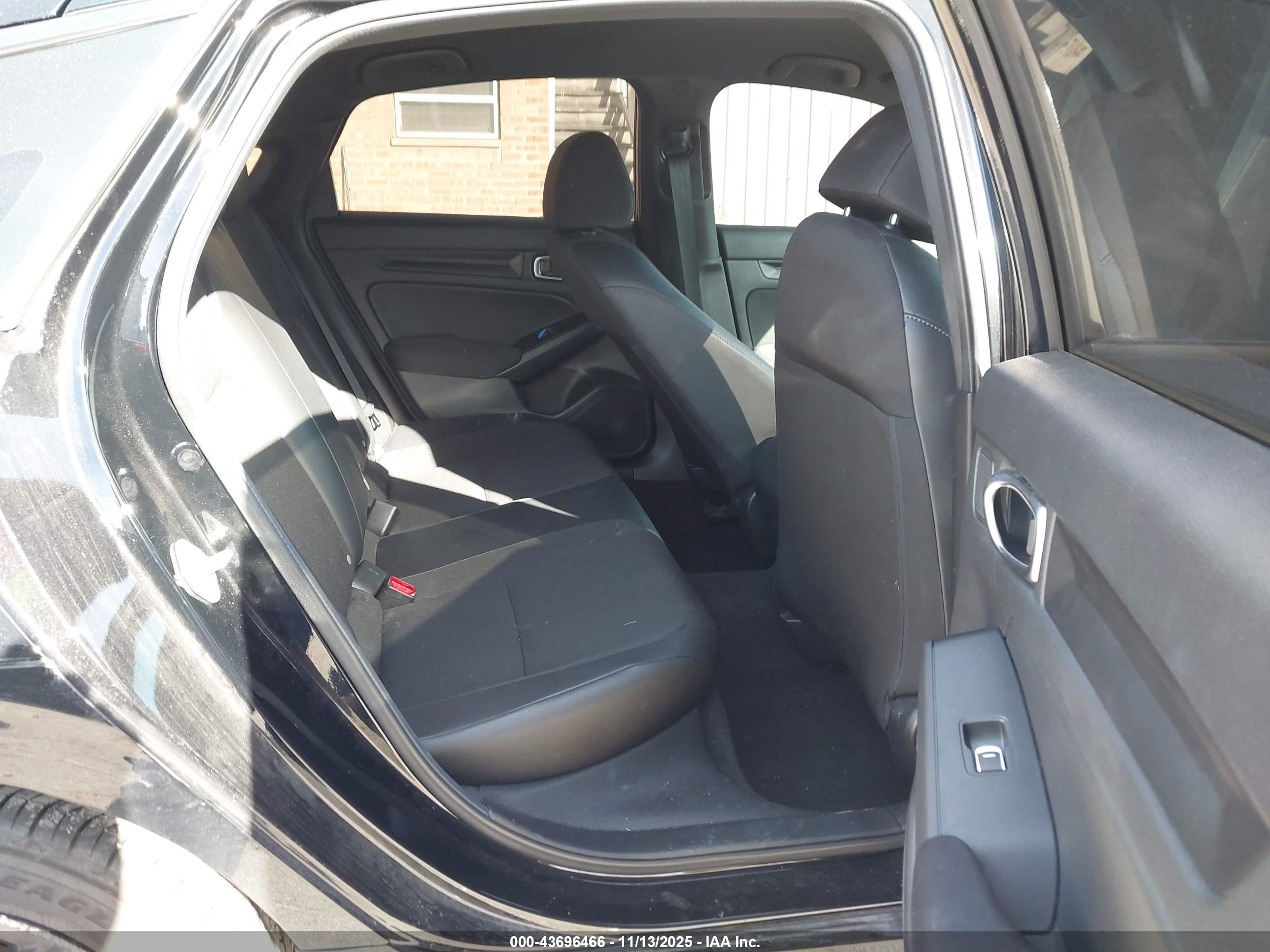 HONDA CIVIC image 8