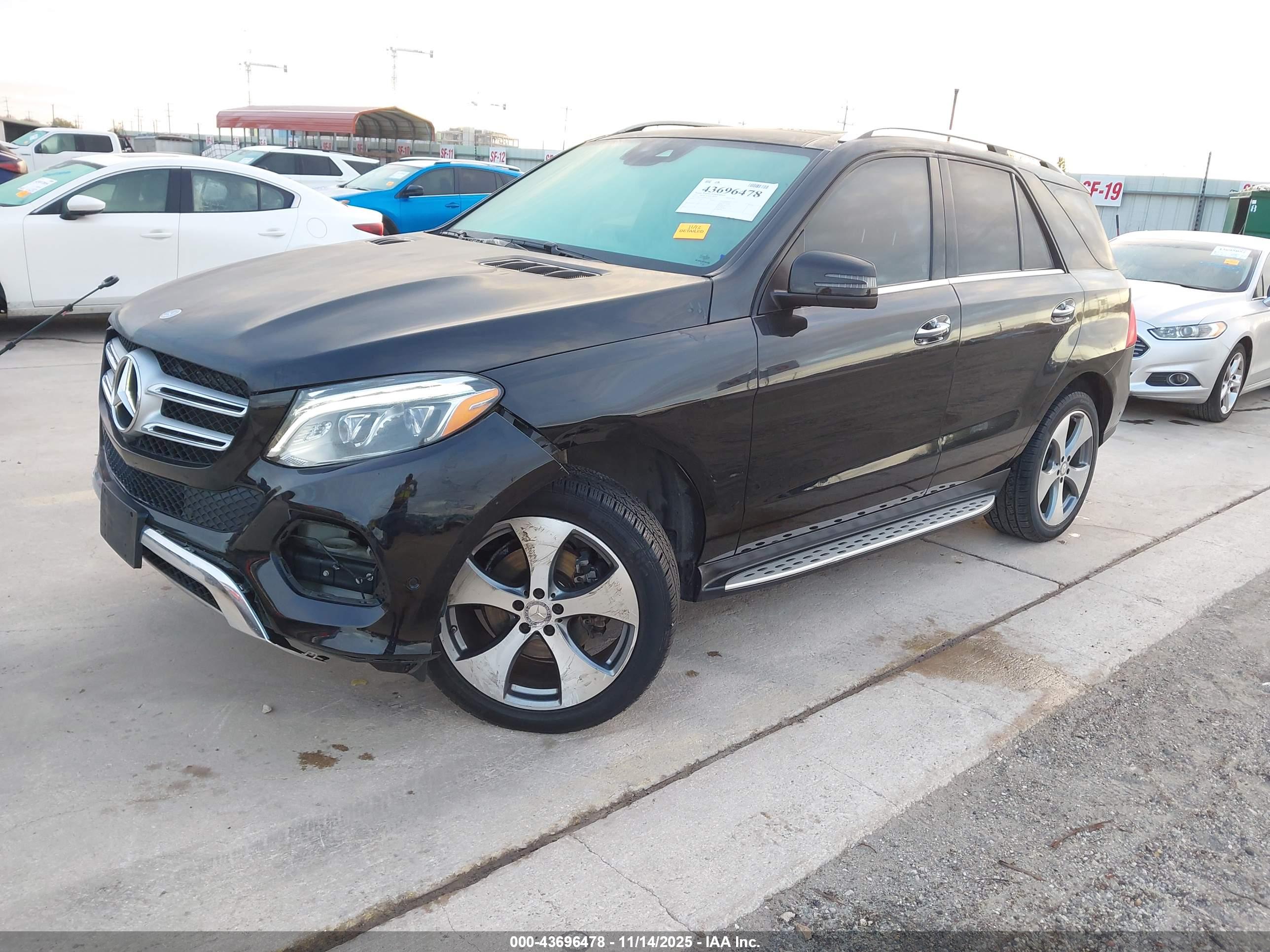 MERCEDES-BENZ GLE image 2