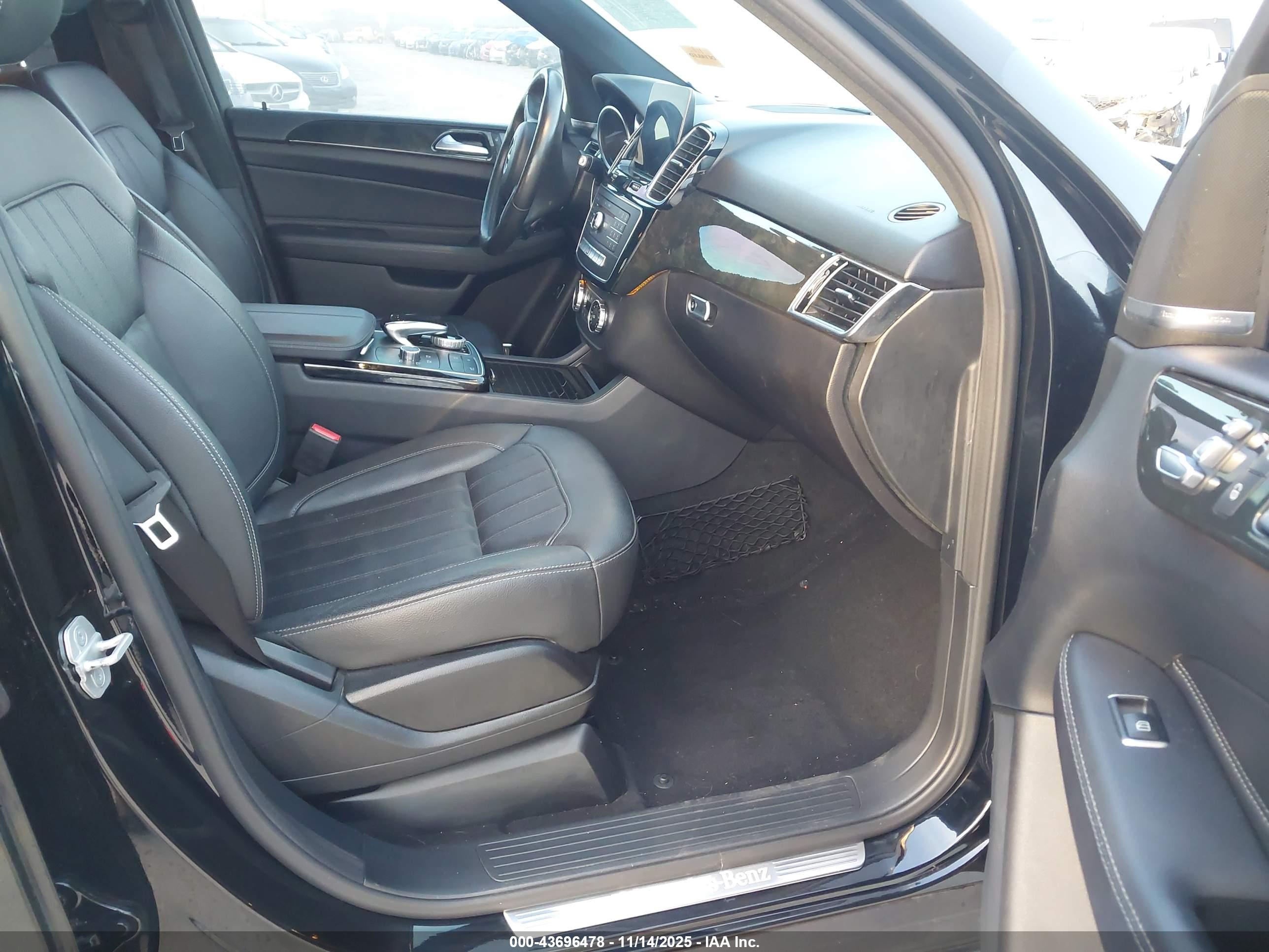 MERCEDES-BENZ GLE image 5