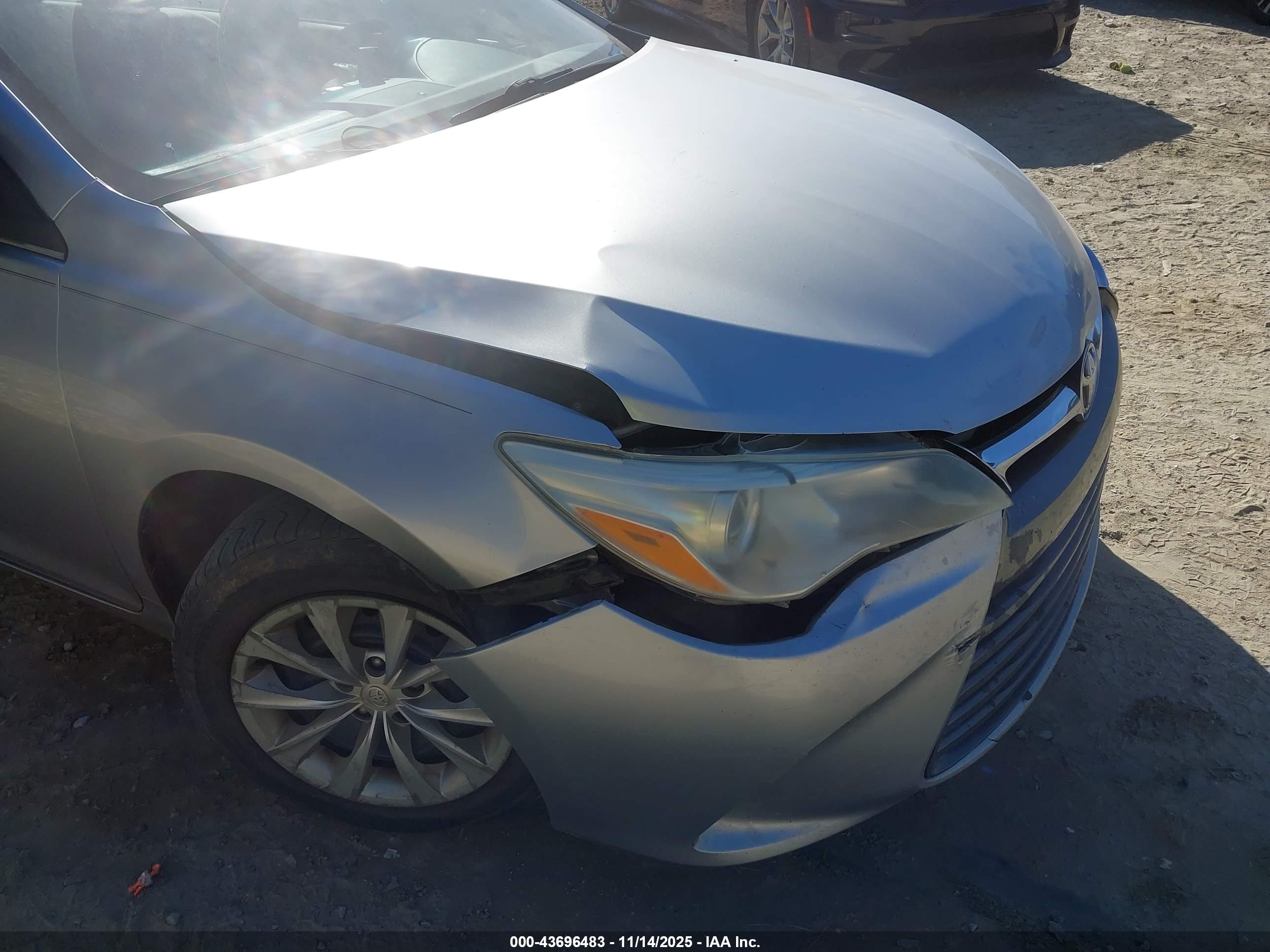 TOYOTA CAMRY image 6