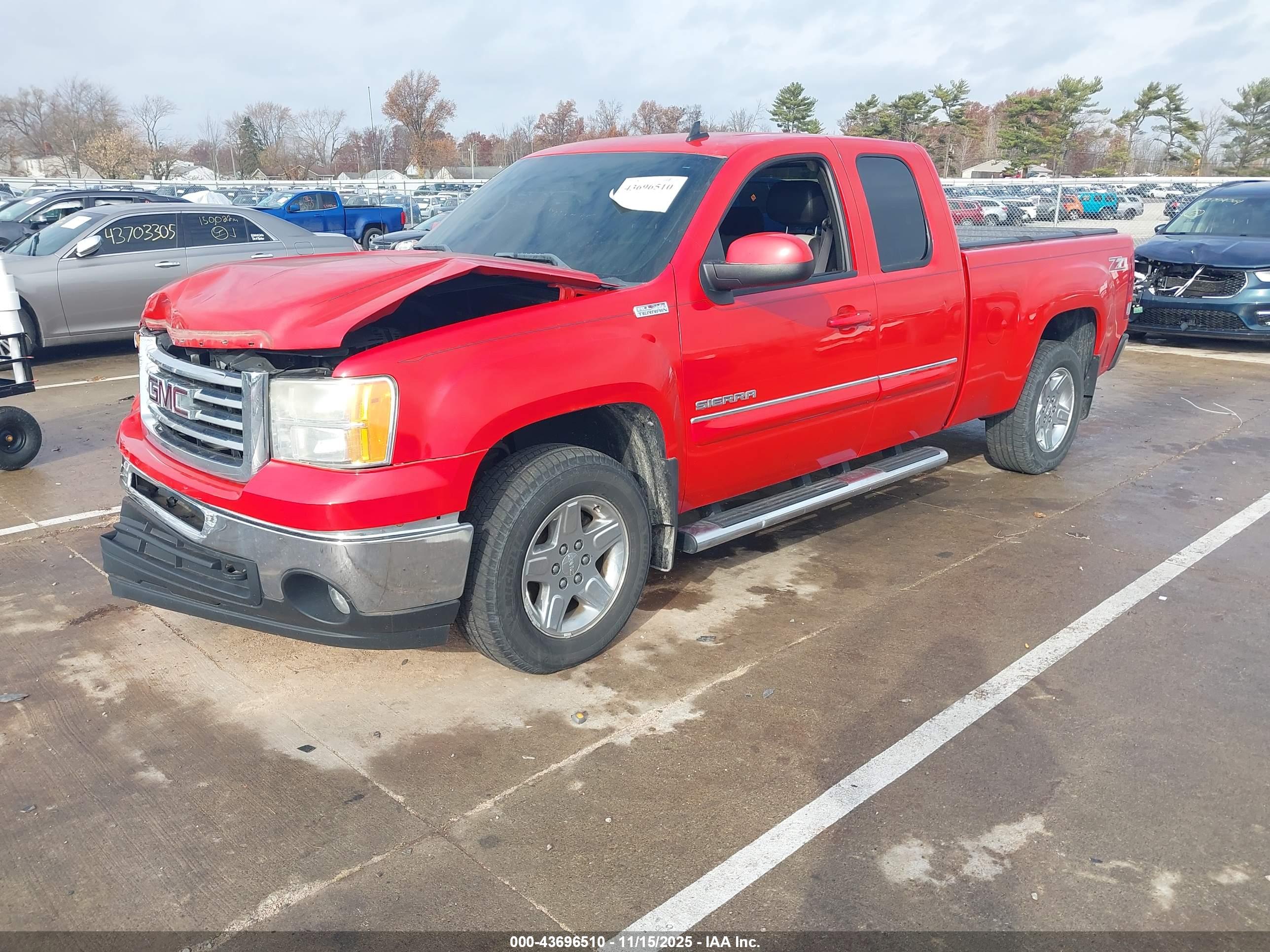 GMC SIERRA image 2