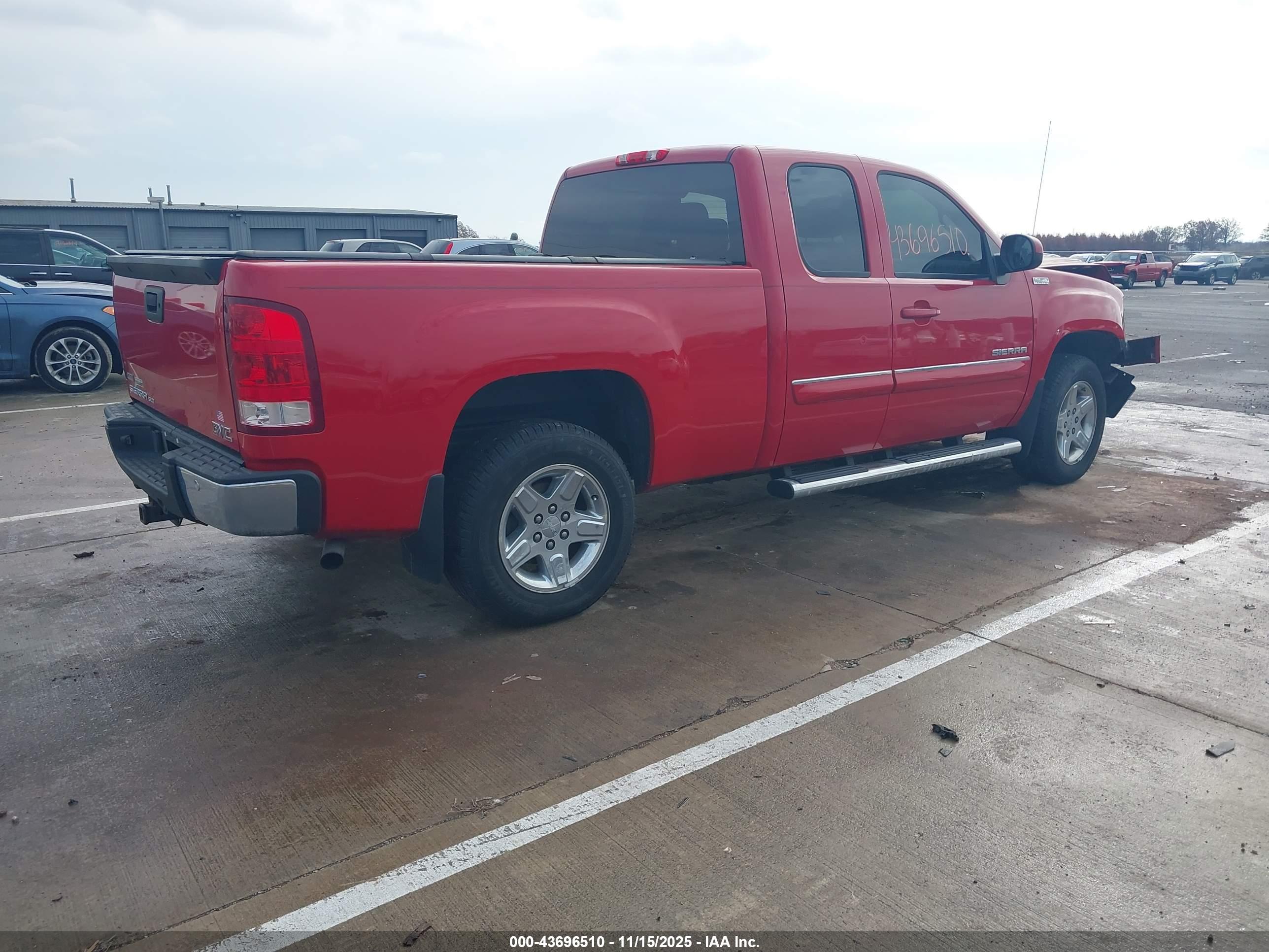 GMC SIERRA image 4