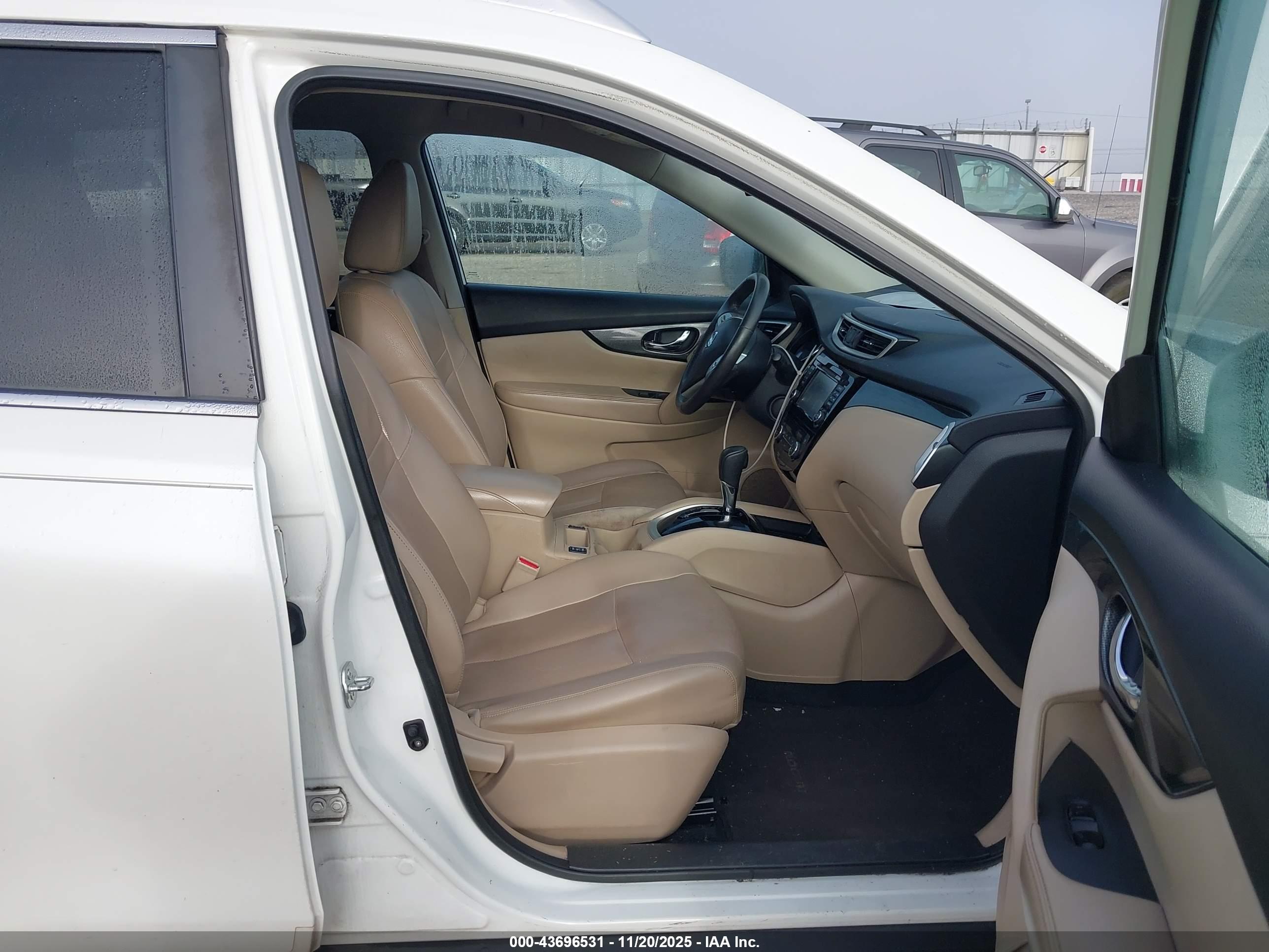 NISSAN ROGUE image 5