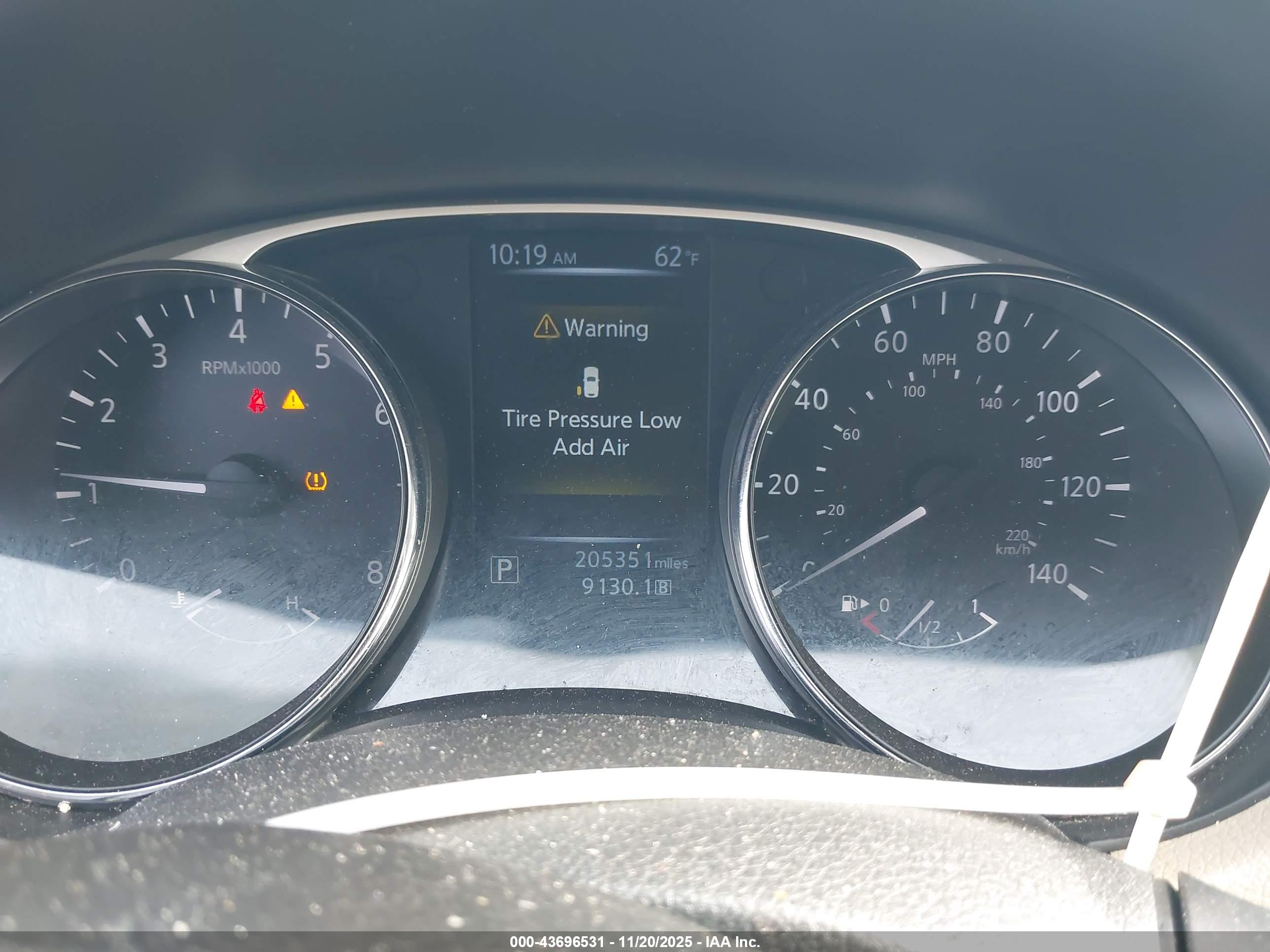 NISSAN ROGUE image 7