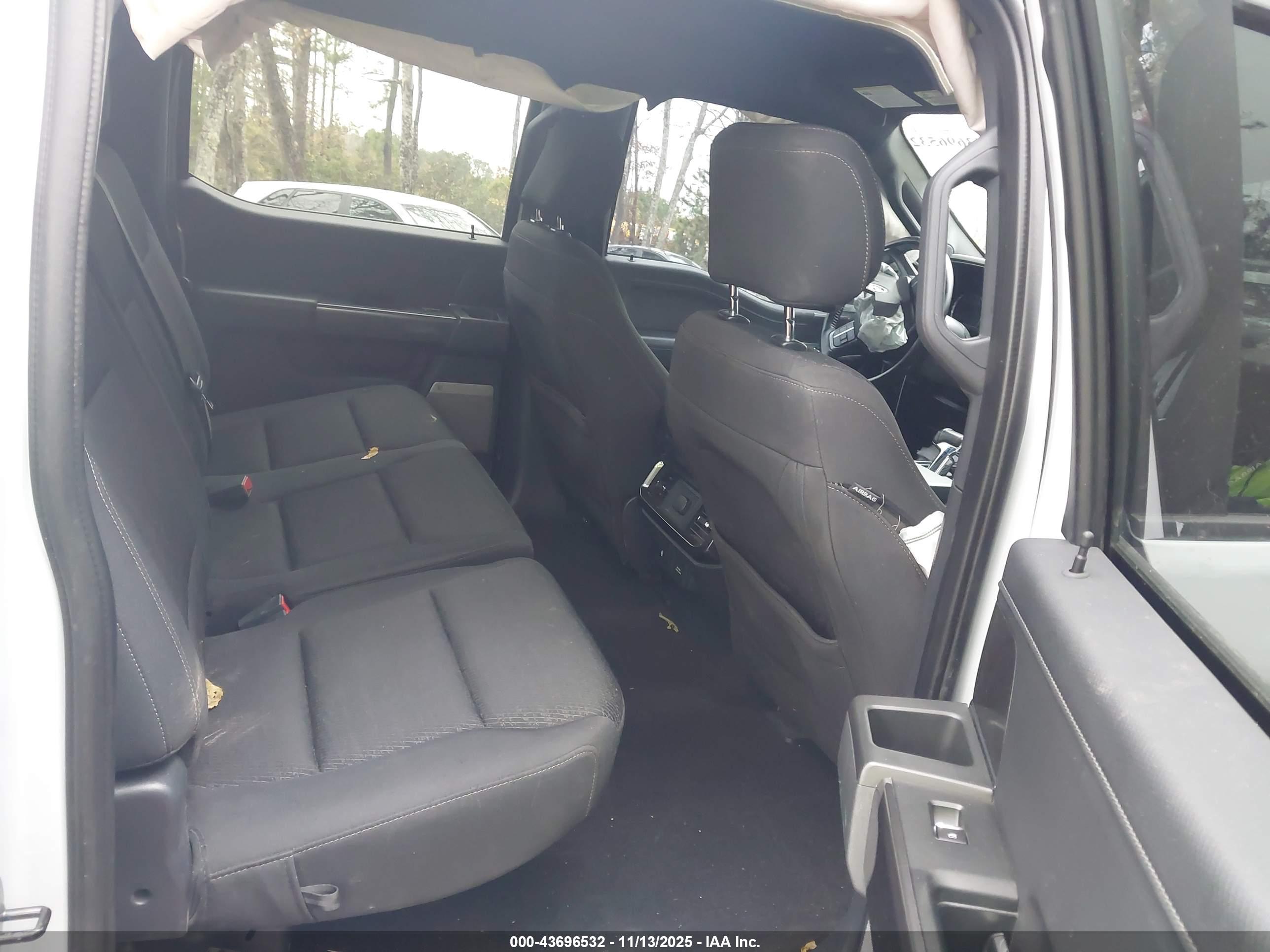FORD F-150 image 8