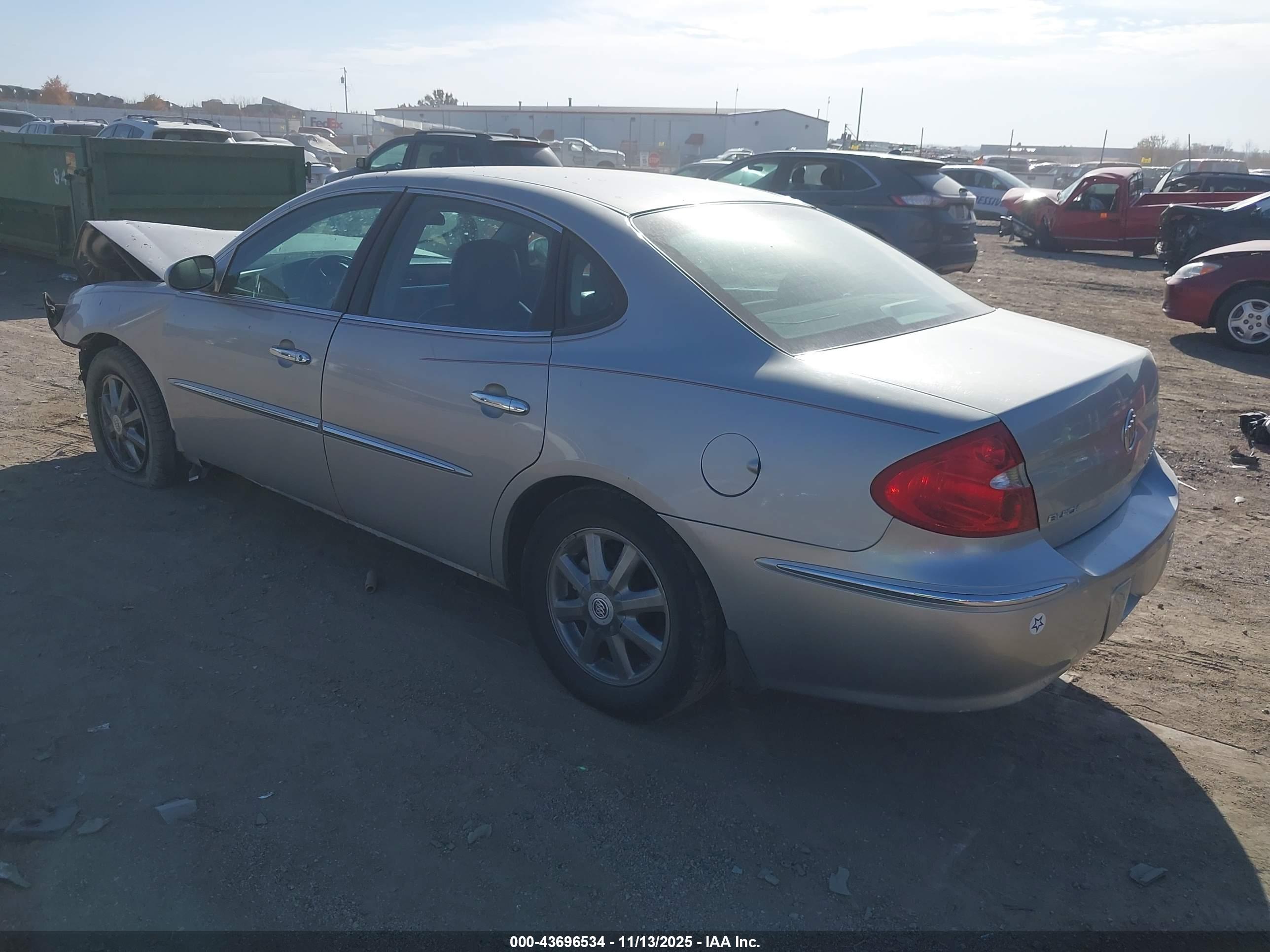 BUICK LACROSSE image 3