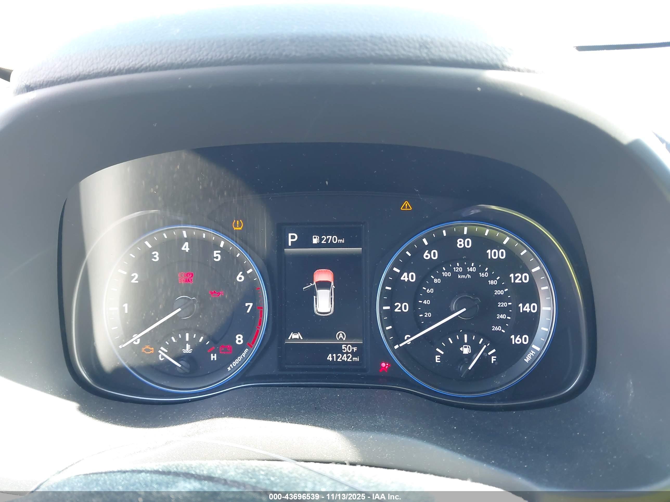 HYUNDAI KONA image 7