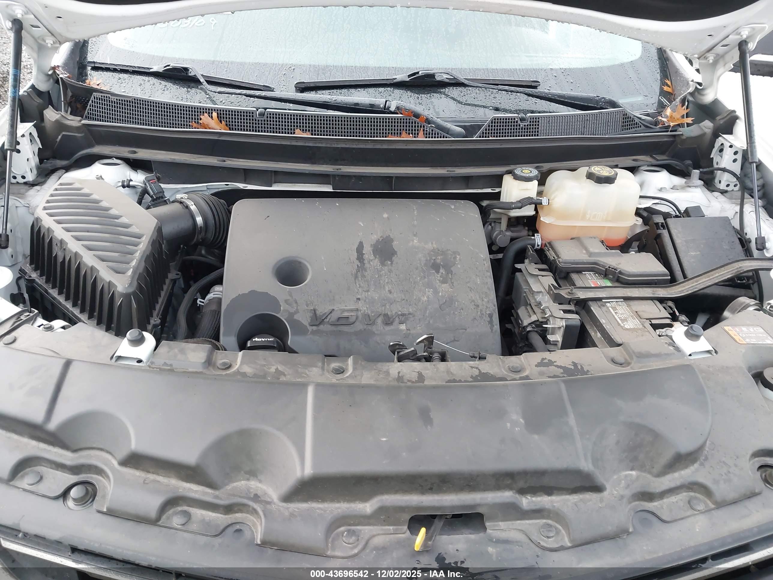 CHEVROLET TRAVERSE image 10