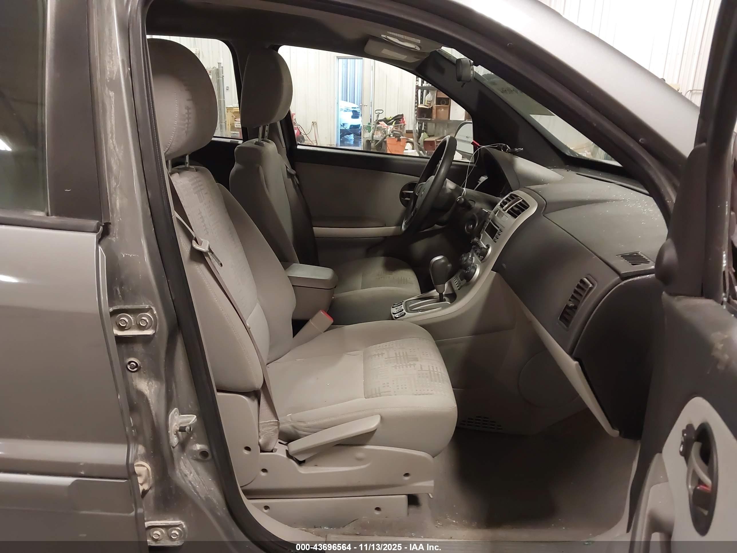 CHEVROLET EQUINOX image 5