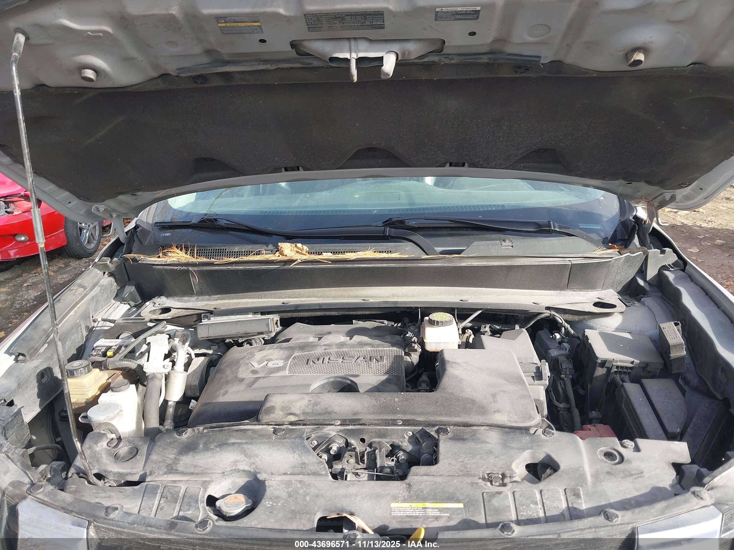 NISSAN PATHFINDER image 10