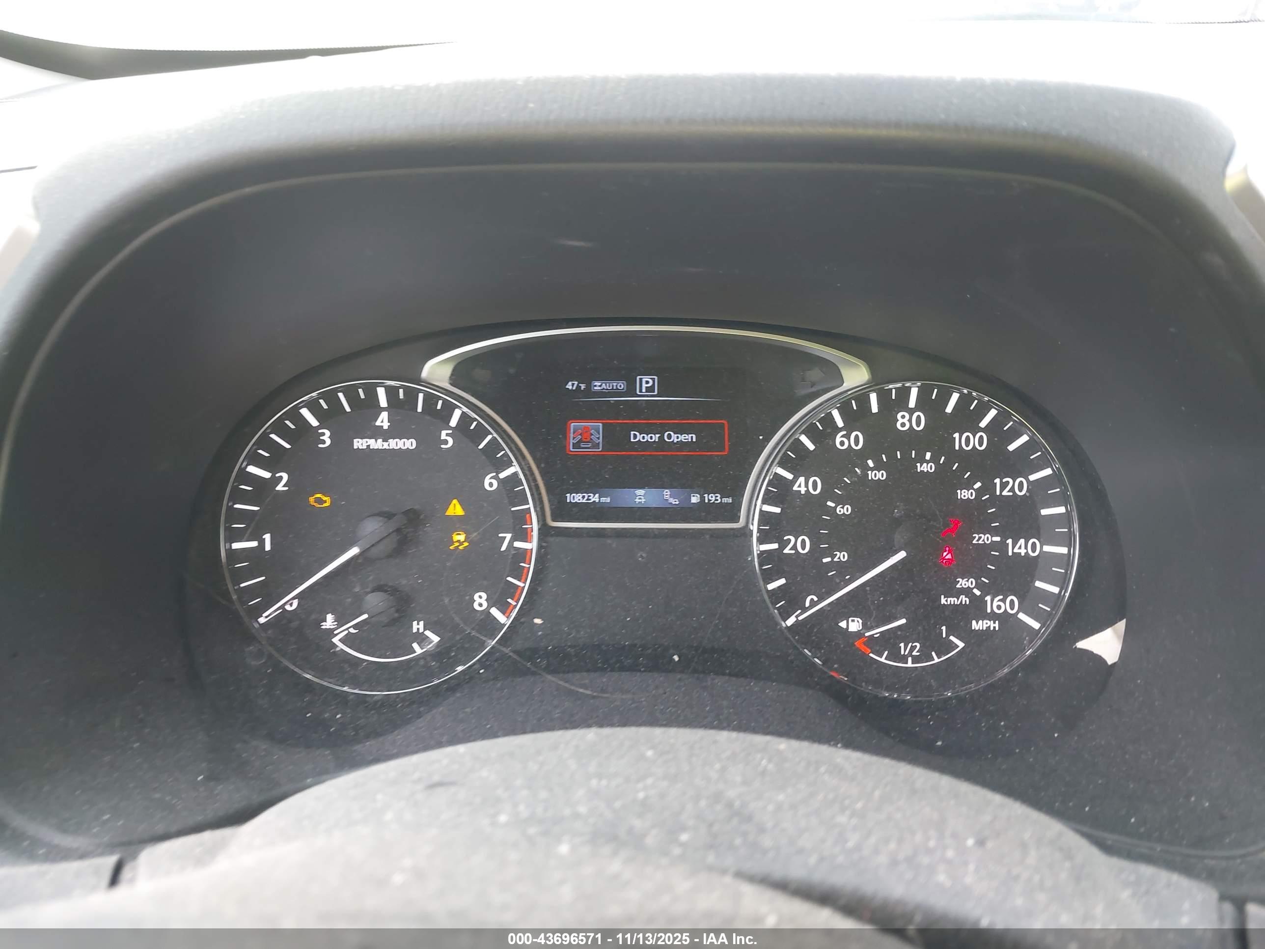 NISSAN PATHFINDER image 7