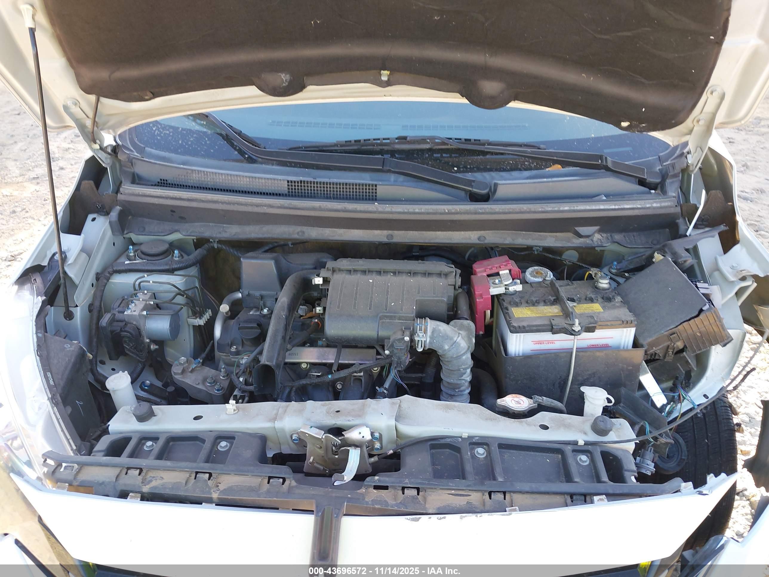 MITSUBISHI MIRAGE image 10