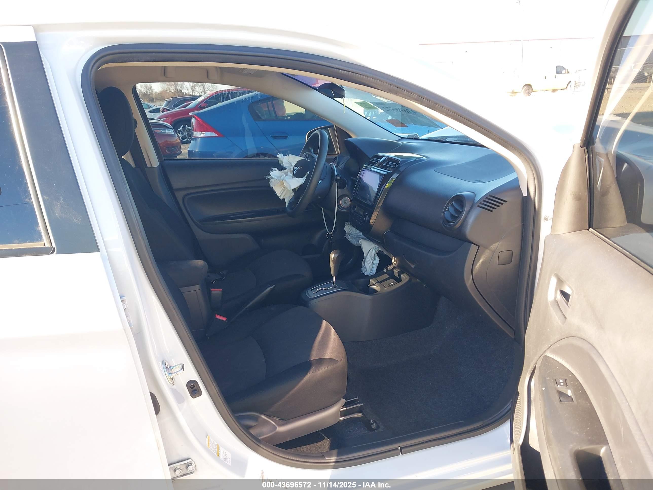 MITSUBISHI MIRAGE image 5